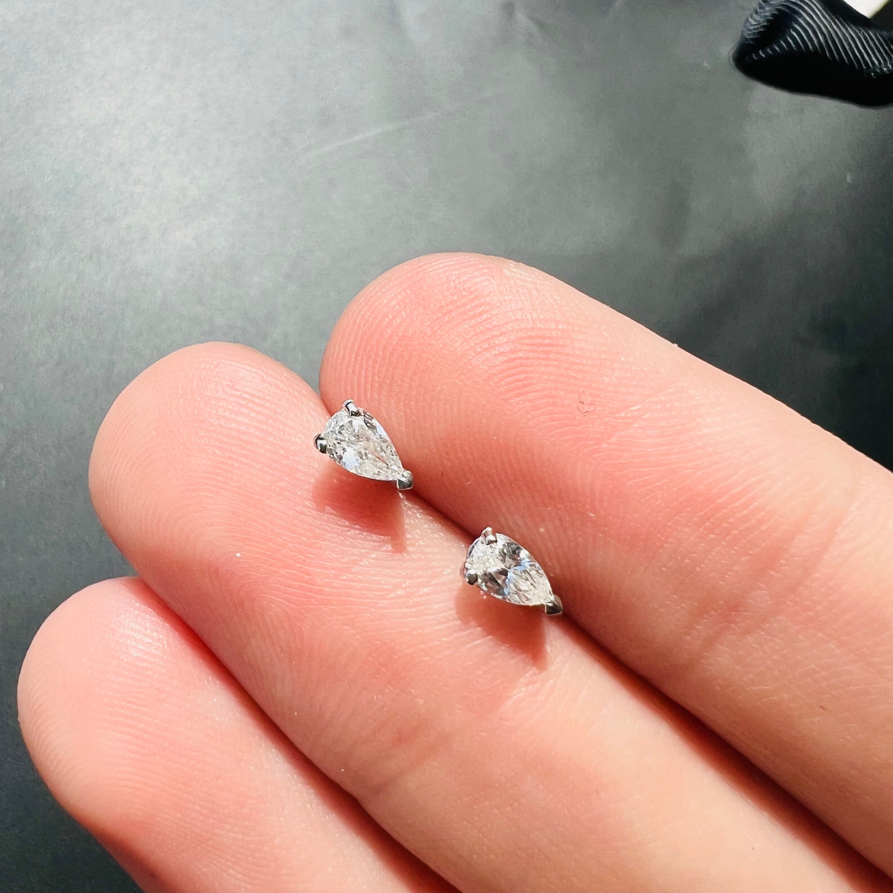 14K Yellow Gold Pear Diamond Earring Studs