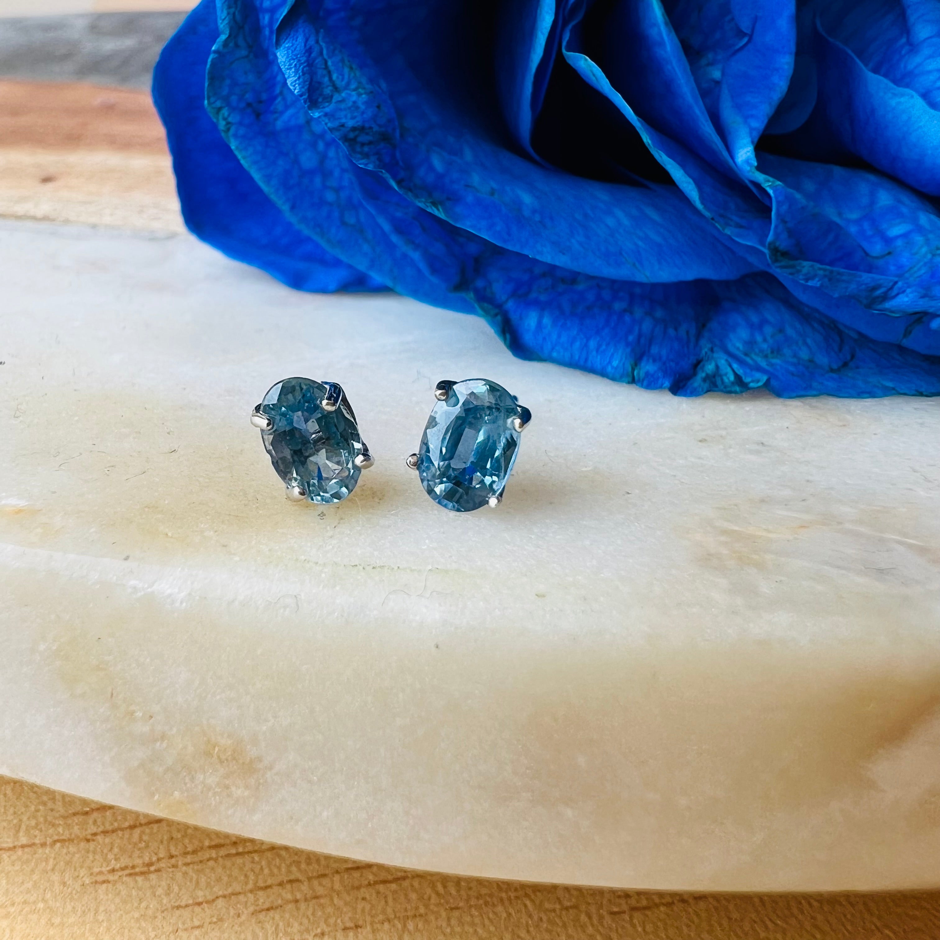 14K  White Gold Blue Sapphire Oval Stud Earrings