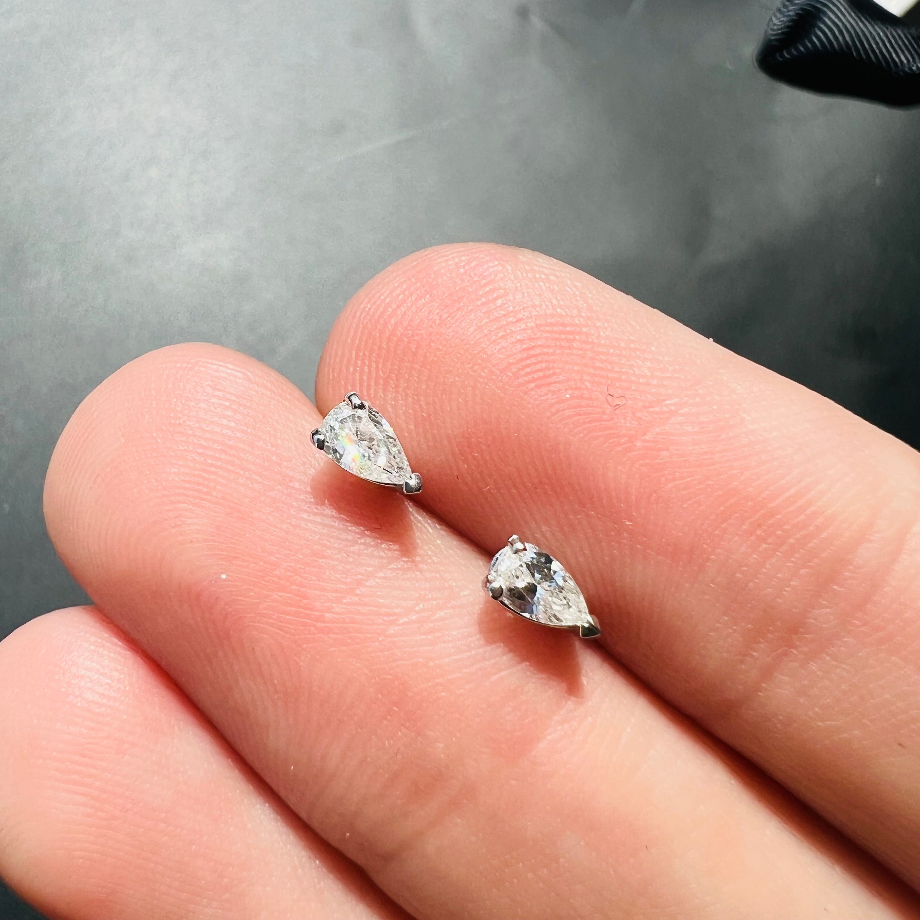 14K Yellow Gold Pear Diamond Earring Studs