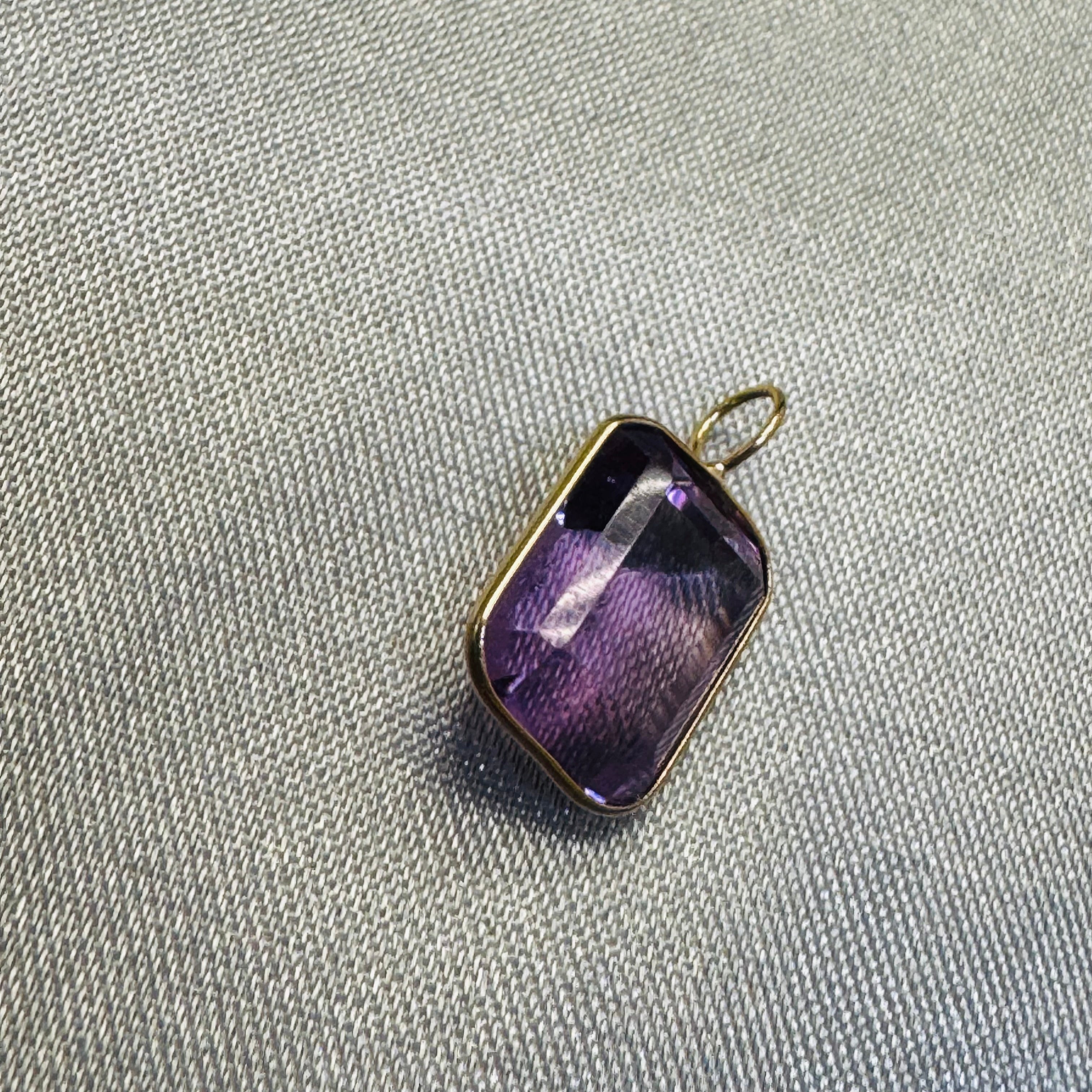 Emerald Cut Amethyst Gem Charm Pendant 14K Yellow Gold