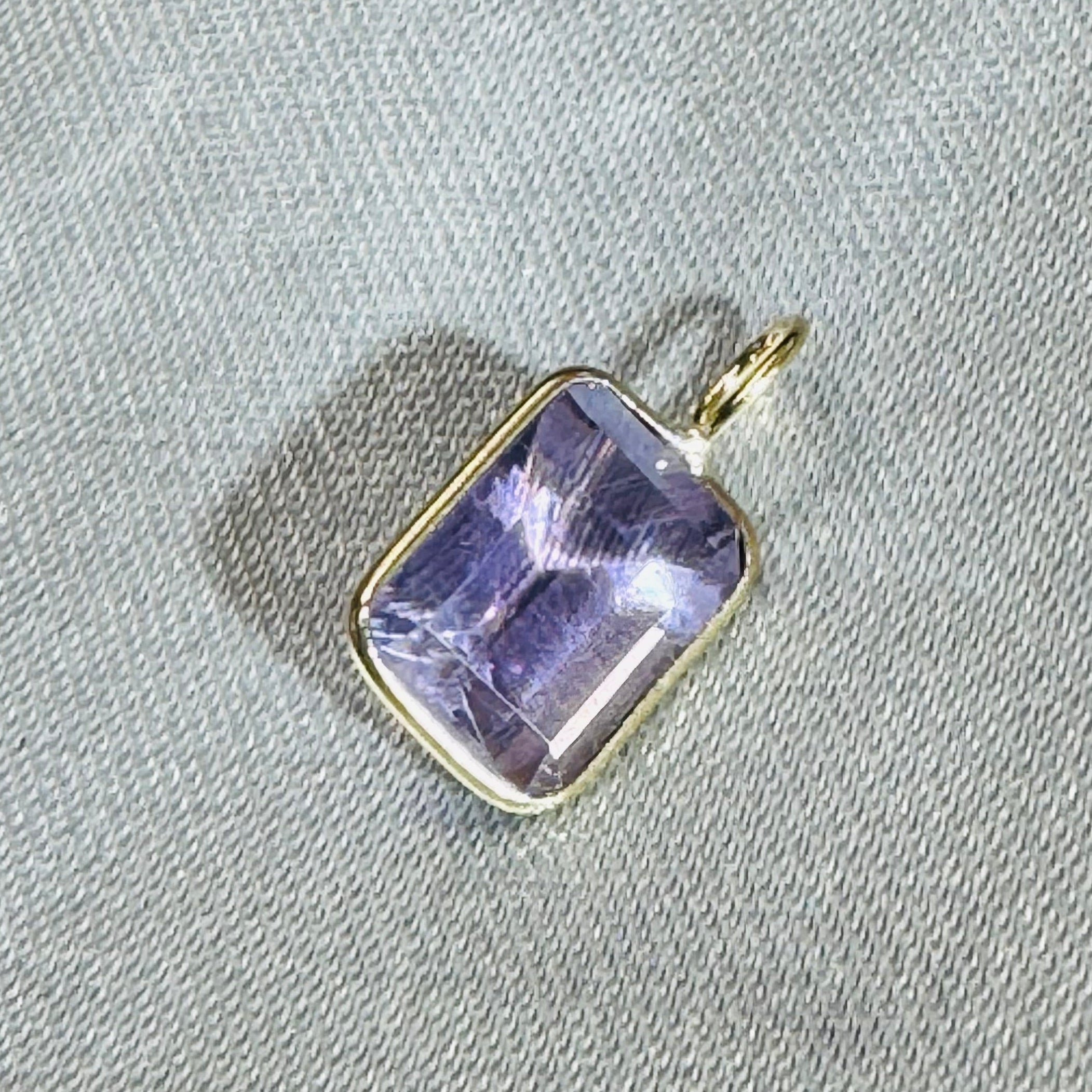 1.5CT Emerald Cut Amethyst Pendant 14K Yellow Gold