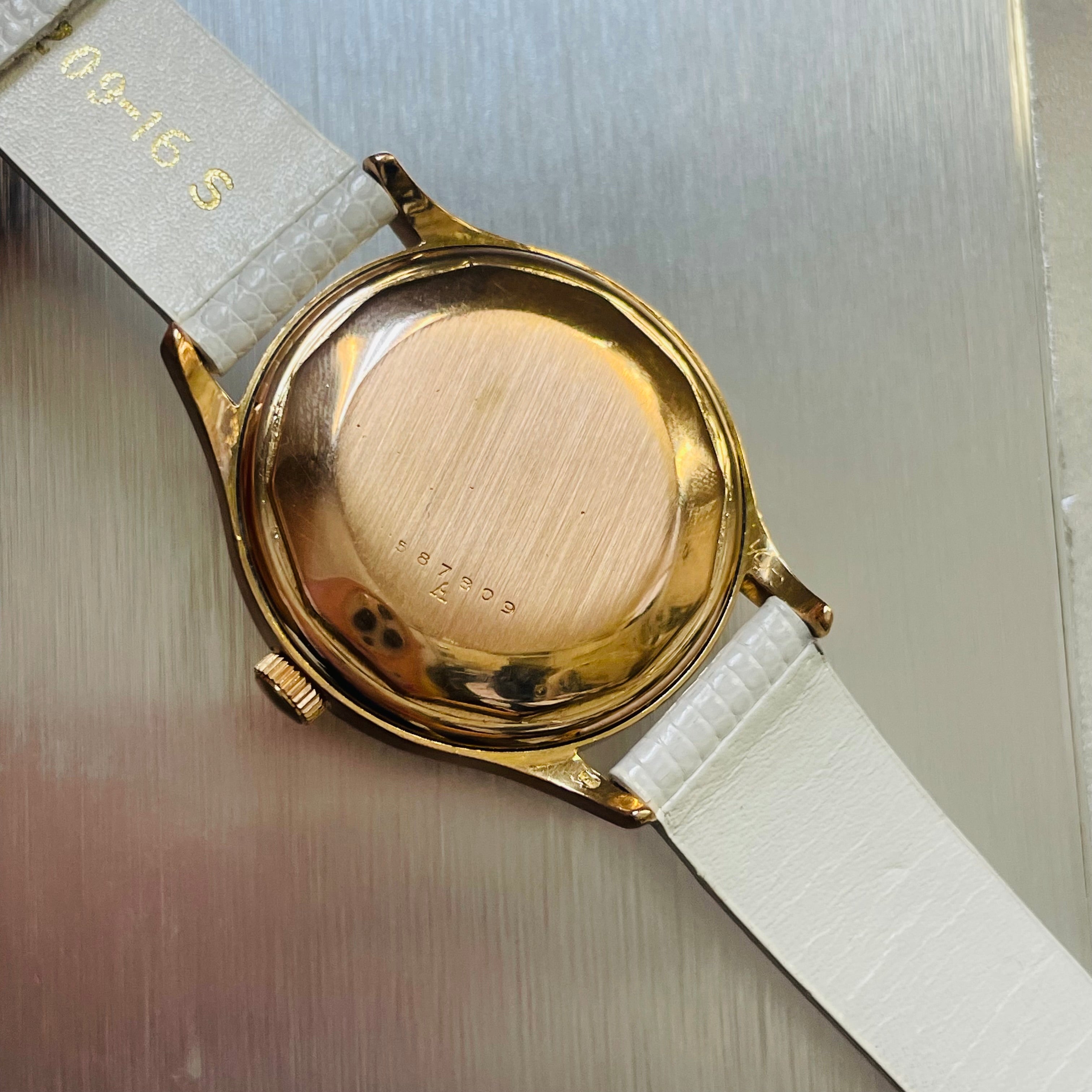 34mm Jaeger-LeCoultre Solid 18K Rose Gold Power Reserve Bumper Automatic Wristwa