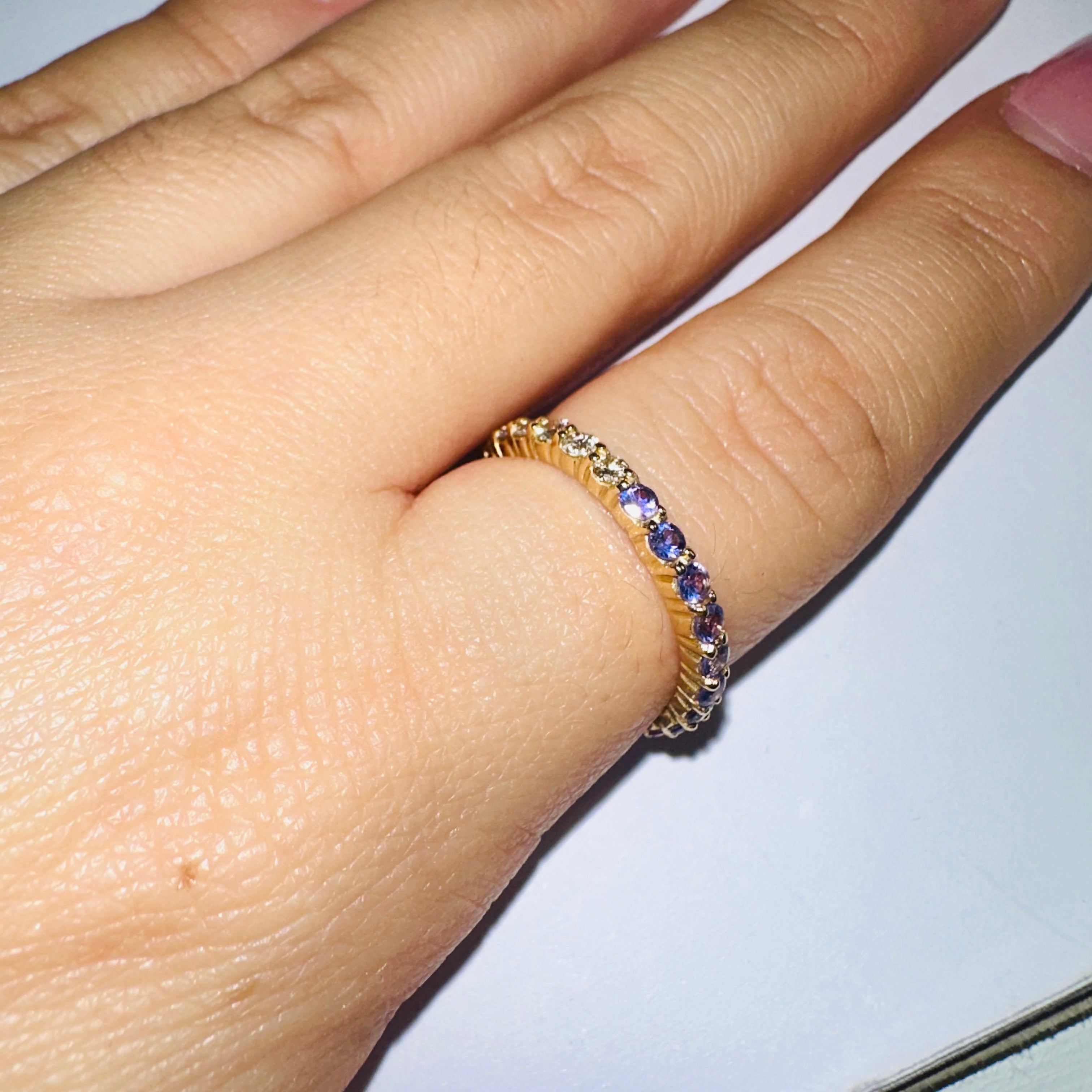 14K Size 7 Purple Ombre Sapphire and Diamond Eternity Ring