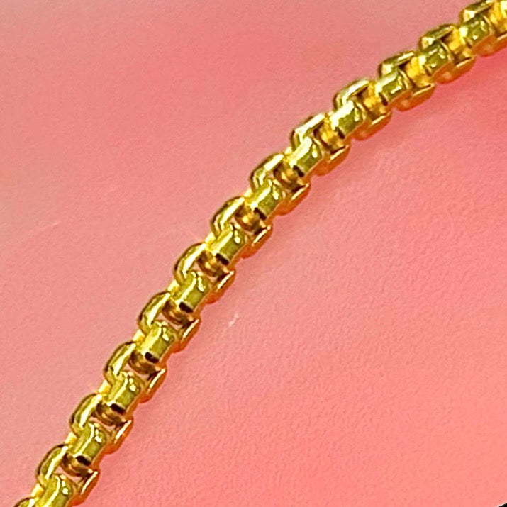 8.5” 10K Yellow Gold Rounded Barrel Bracelet