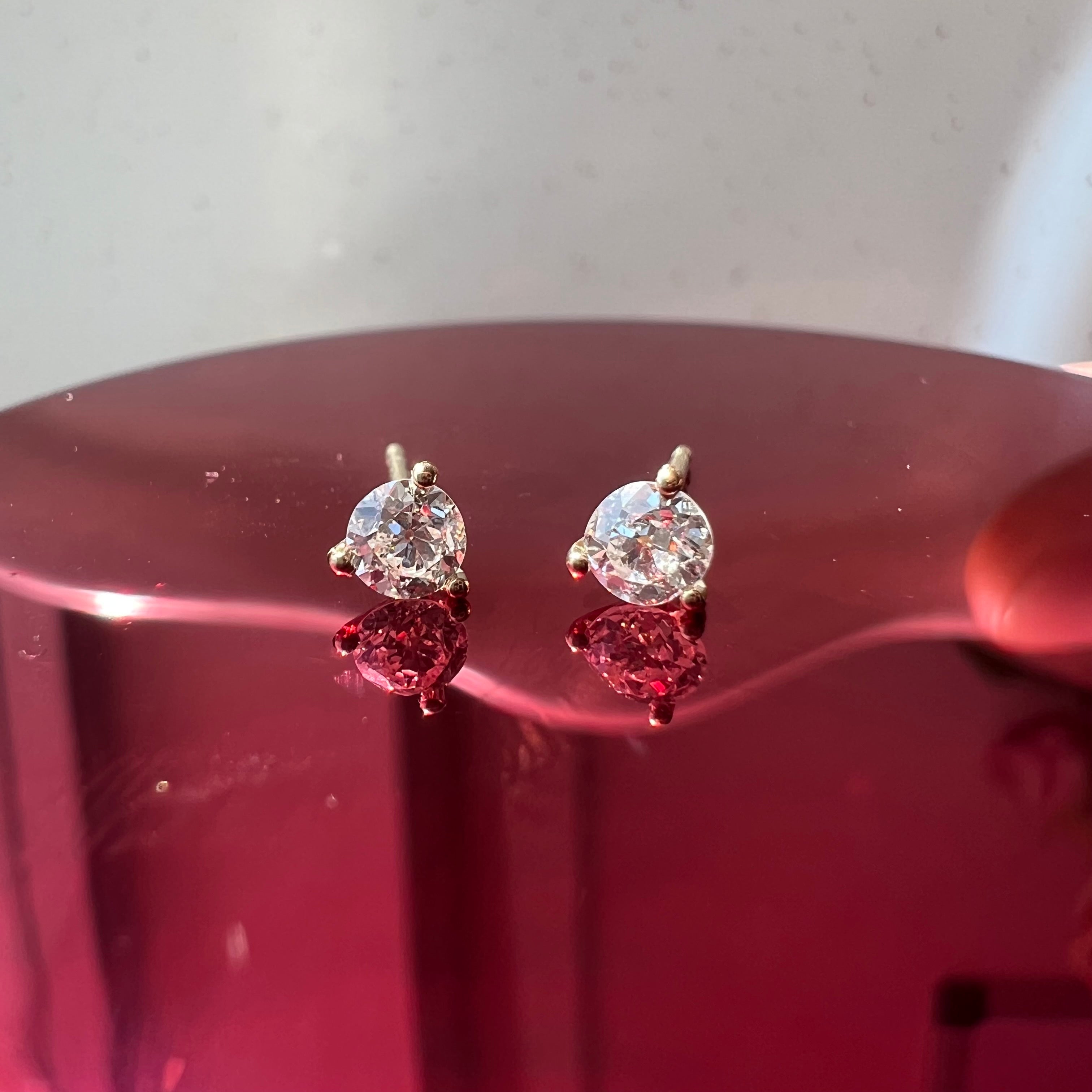 14K Yellow Gold Round Diamond Earring Studs