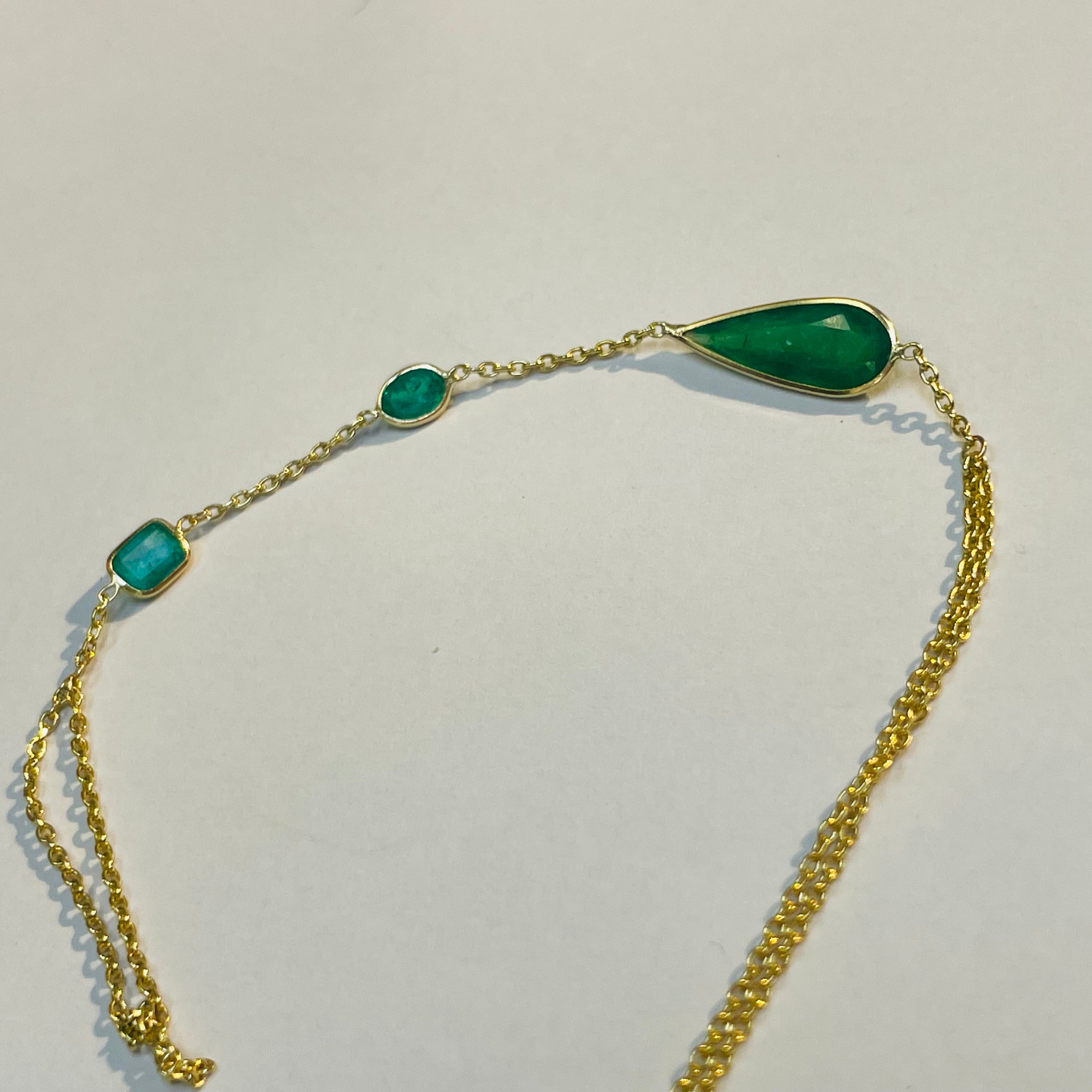 14k Yellow Gold 3 Stone Colombian Emerald Handchain