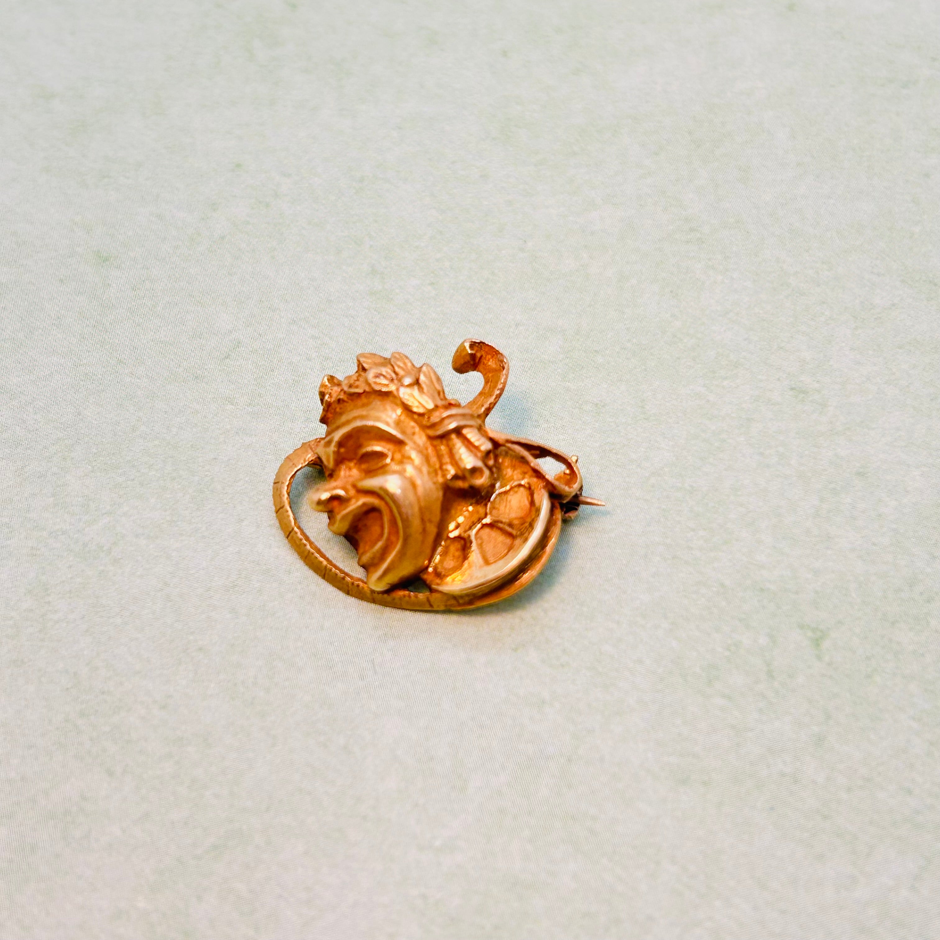 18K Yellow Gold Solid Mask Pin Brooch