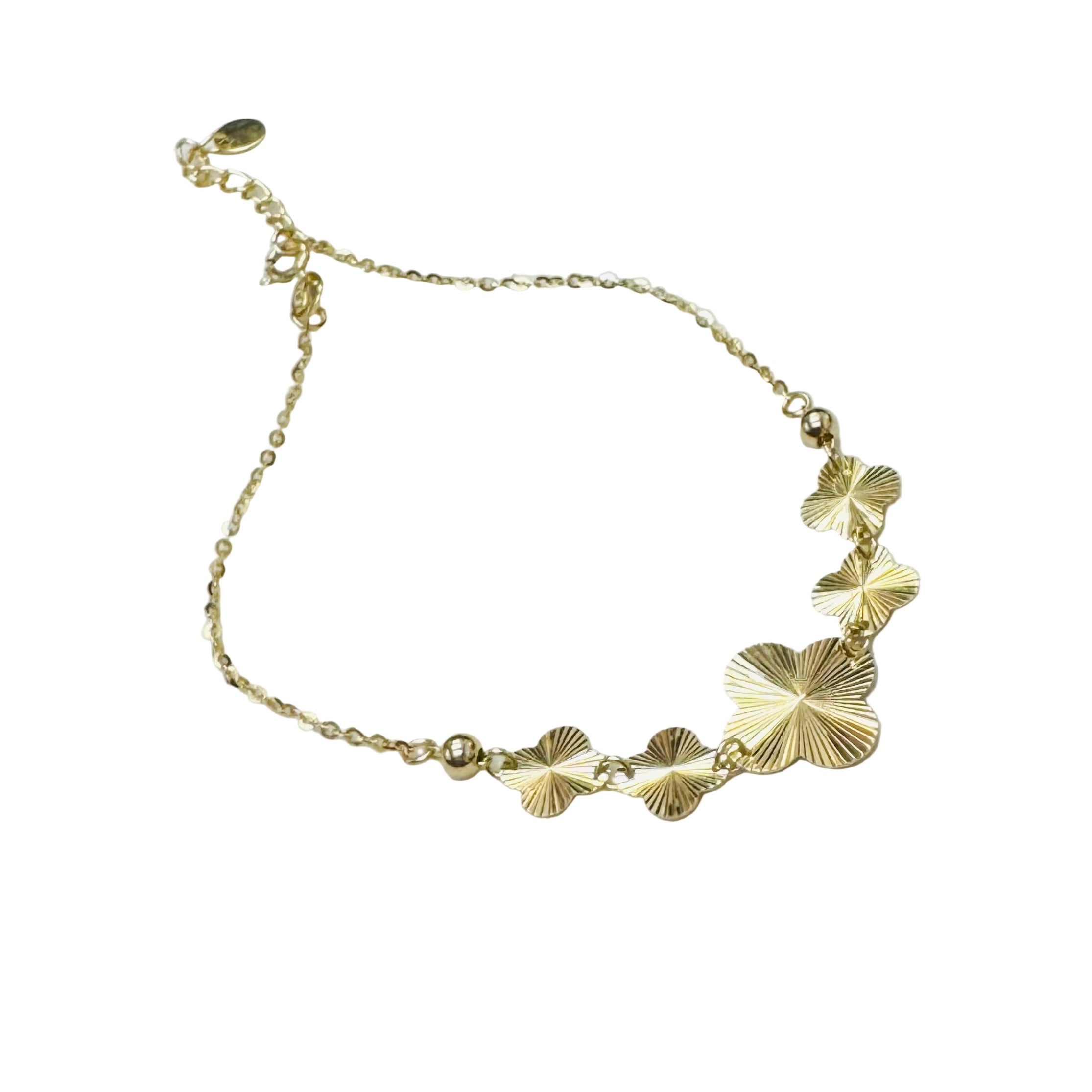 10K Yellow Gold Engine Turned Flower Clover Bracelet 7-8"