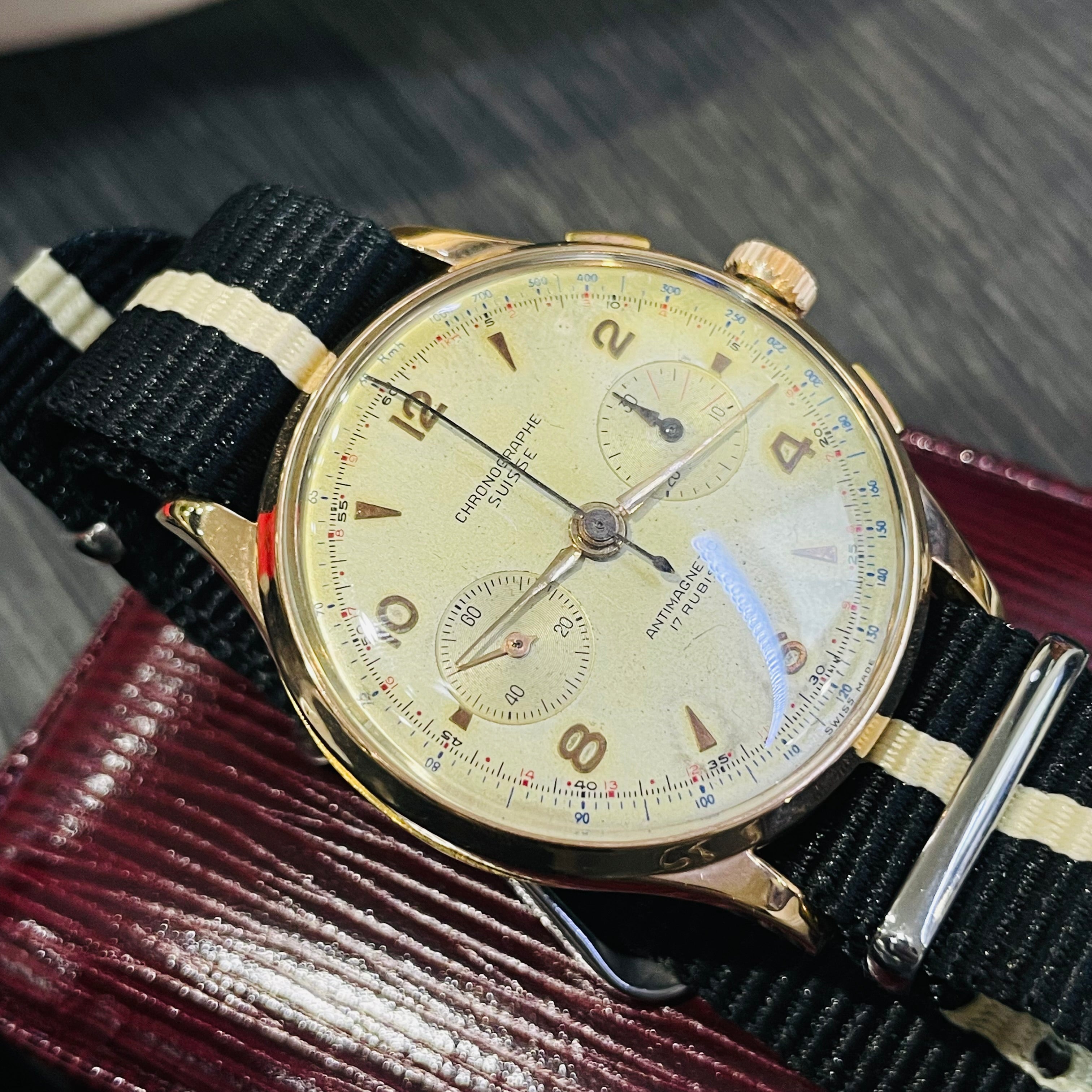 38mm Solid 18K Rose Gold Azur Chronographe Suisse Watch Bubble Back