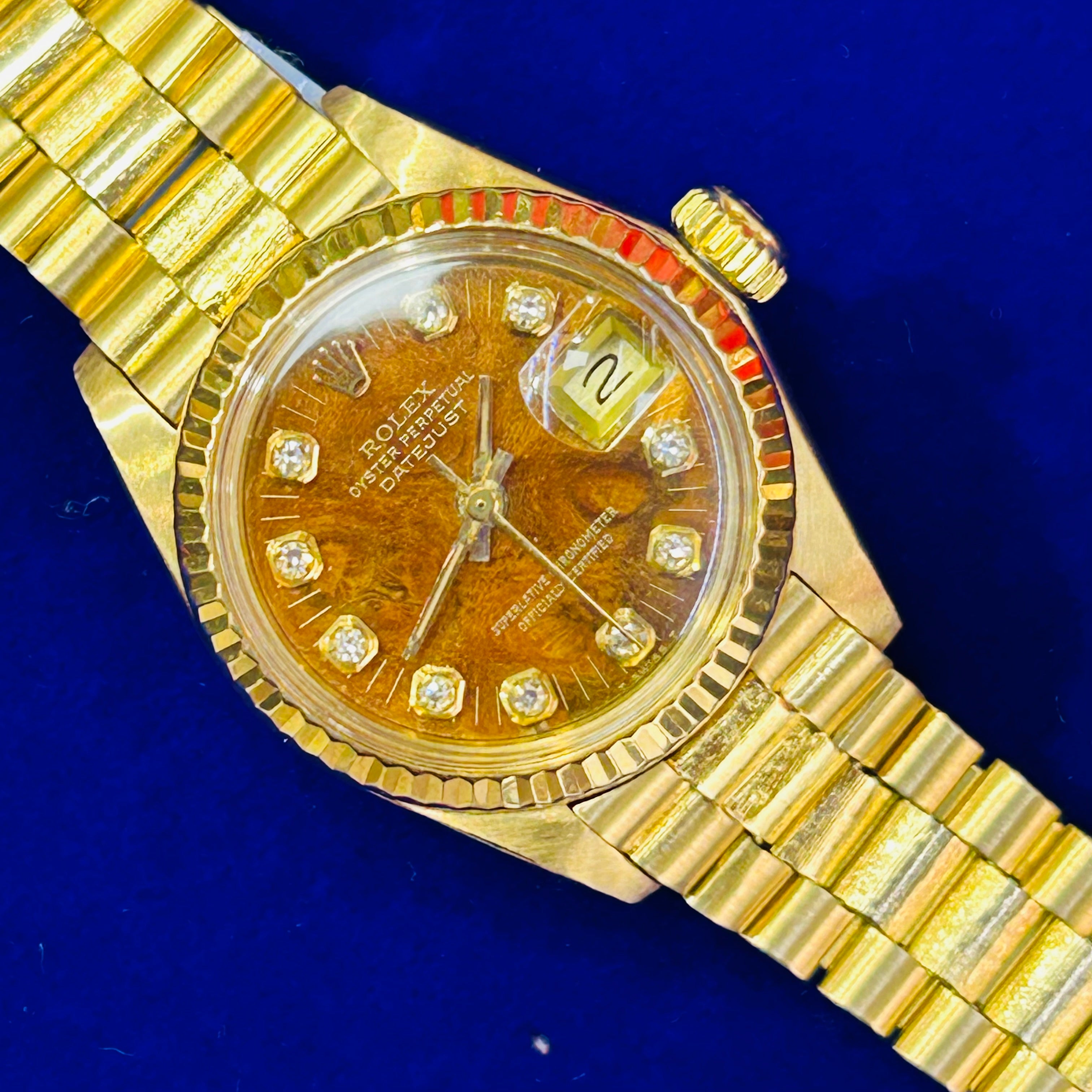 Vintage 18K Yellow Gold 26MM Oyster Perpetual Date Rolex Watch