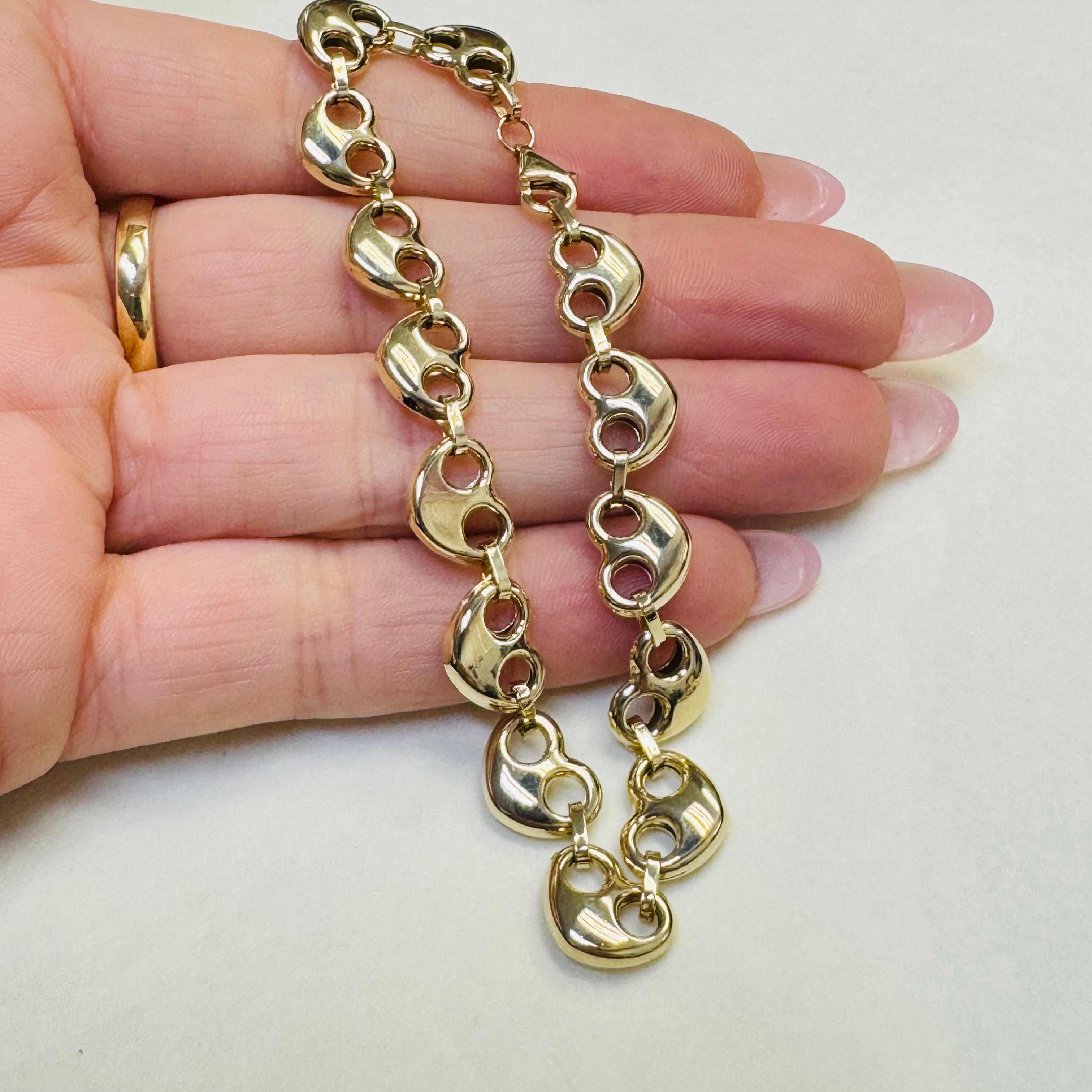 10K Yellow Gold Puffed Heart Mariner Bracelet