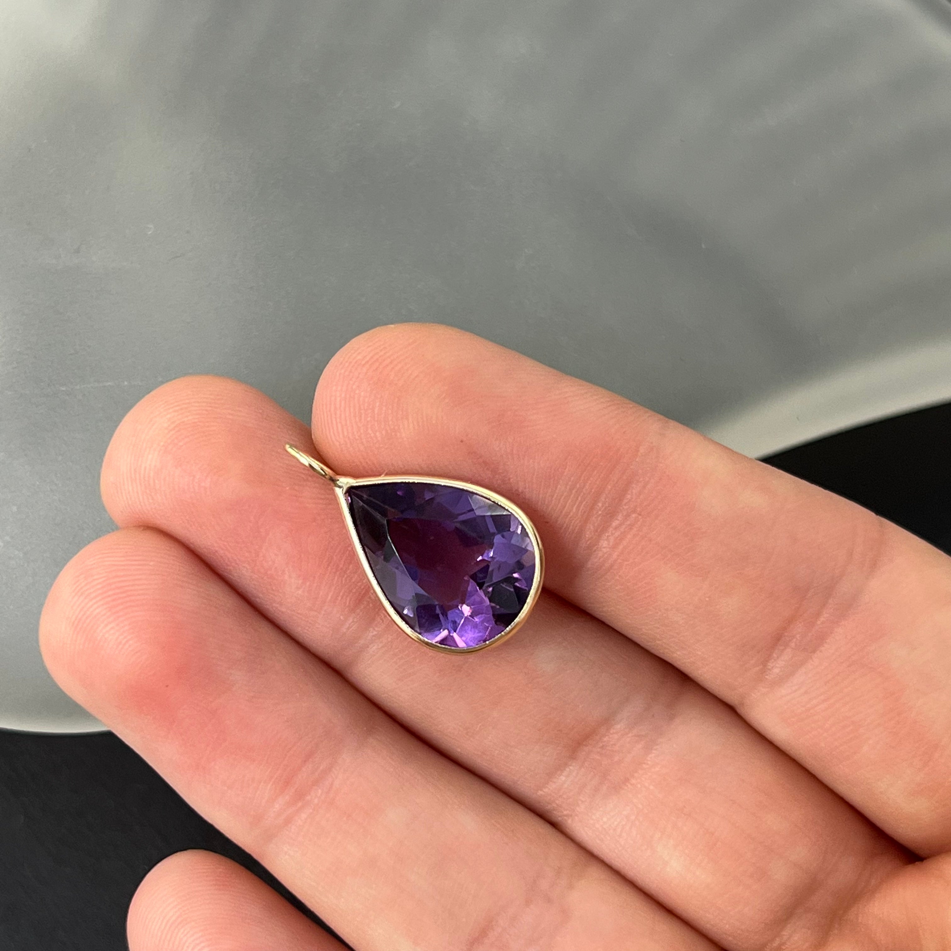 6.5CT Natural Pear Amethyst 14K Yellow Gold Pendant Charm