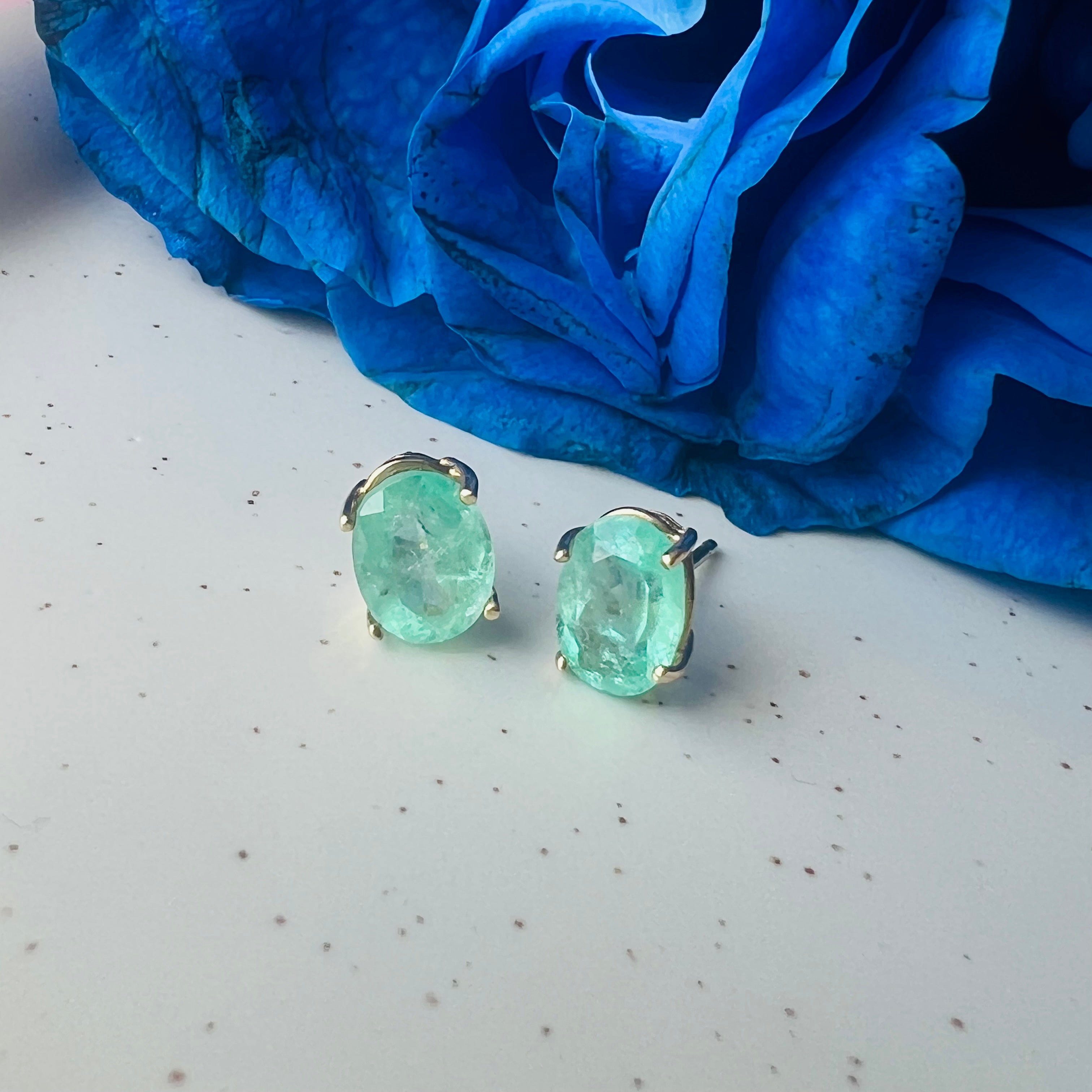 14K Yellow Gold Colombian Emerald Oval Stud Earrings
