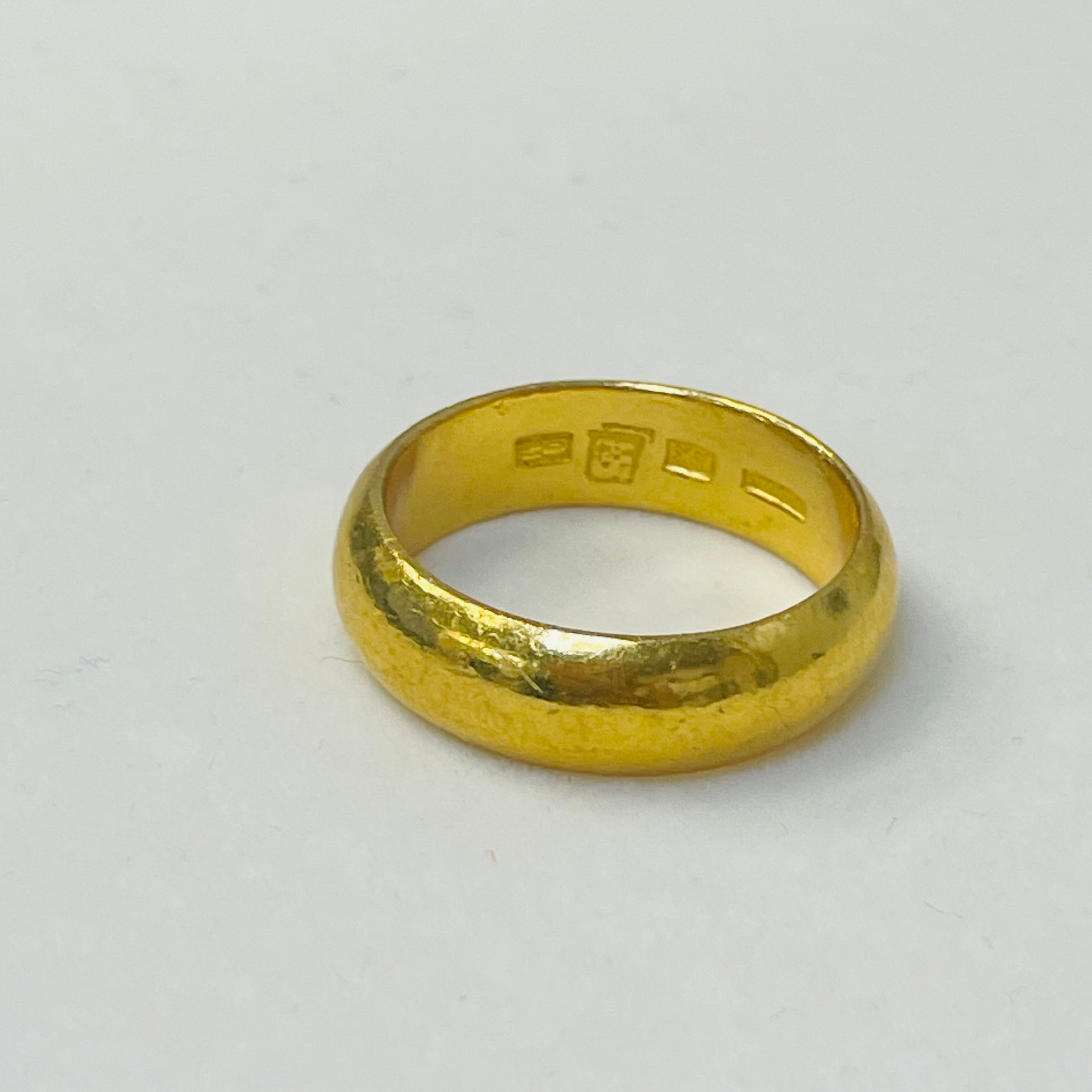 23K Solid Yellow Gold Domed Ring Size 10.25