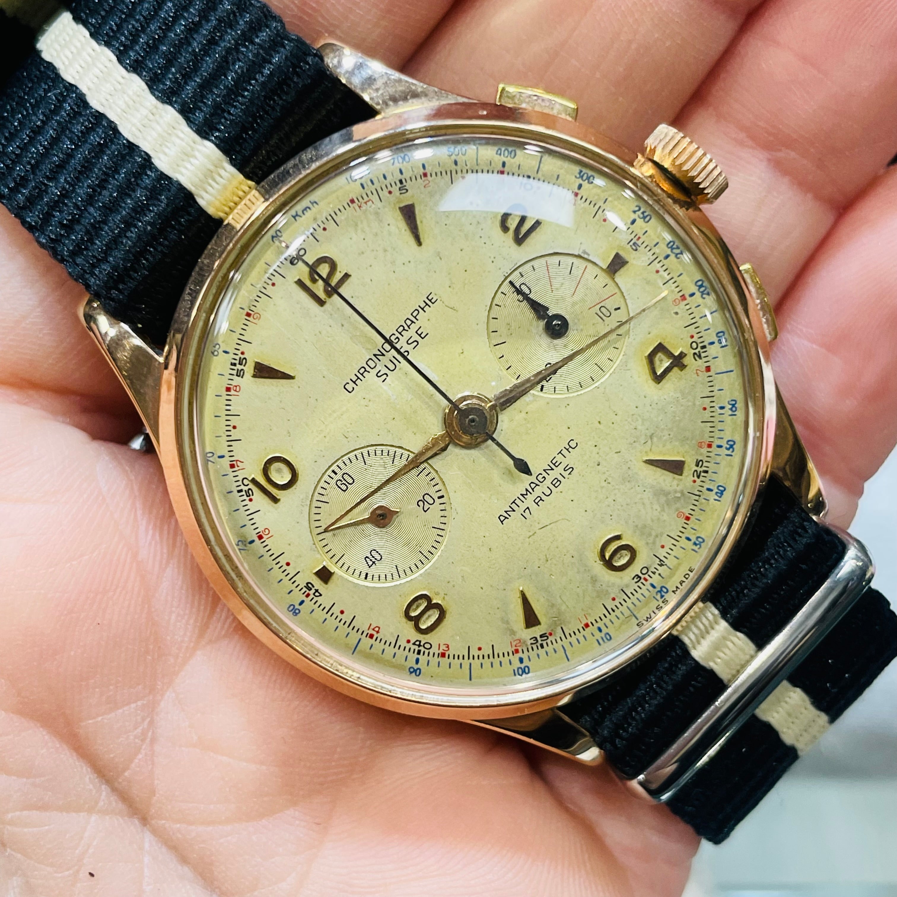 38mm Solid 18K Rose Gold Azur Chronographe Suisse Watch Bubble Back