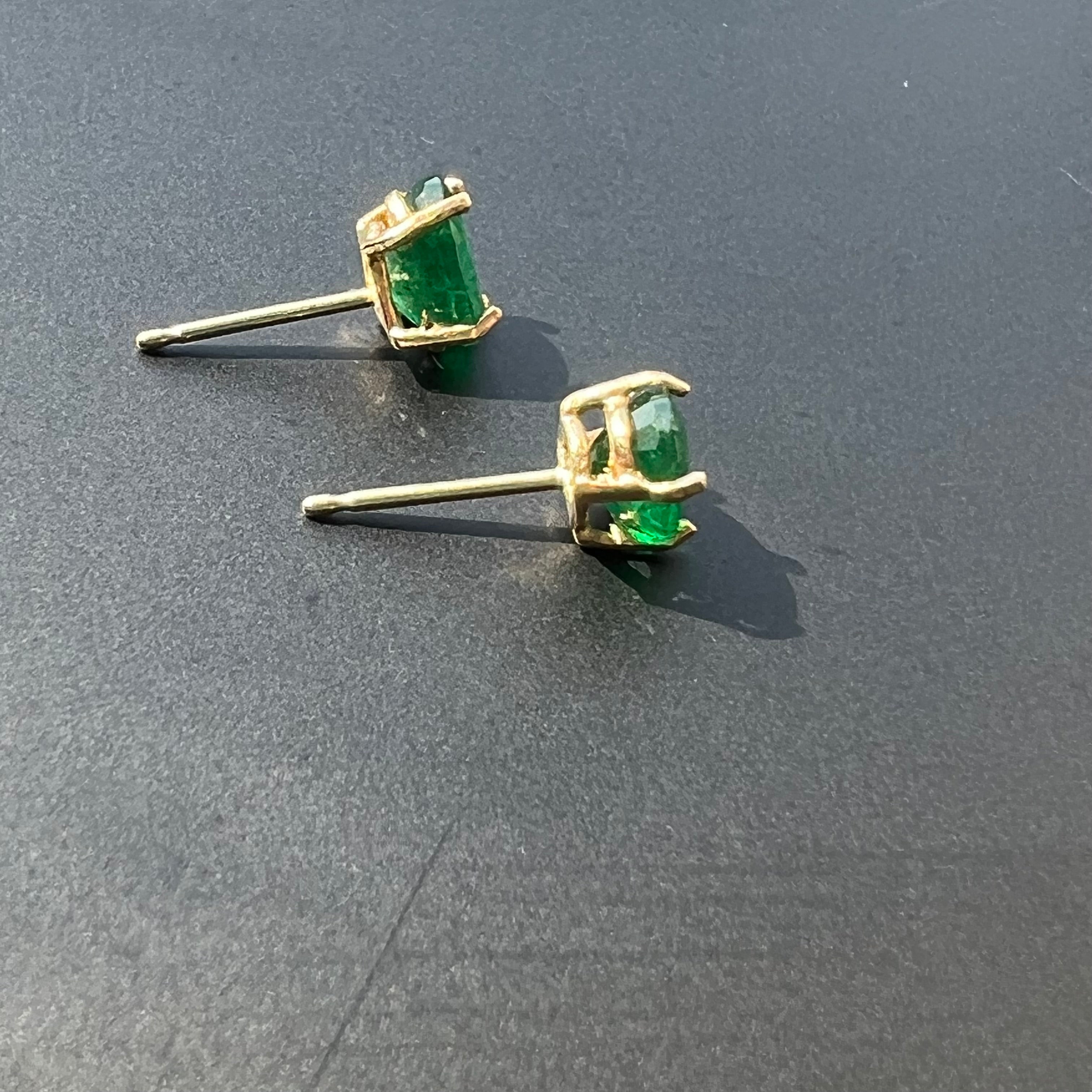 14K Yellow Gold Colombian Emerald Oval Stud Earrings