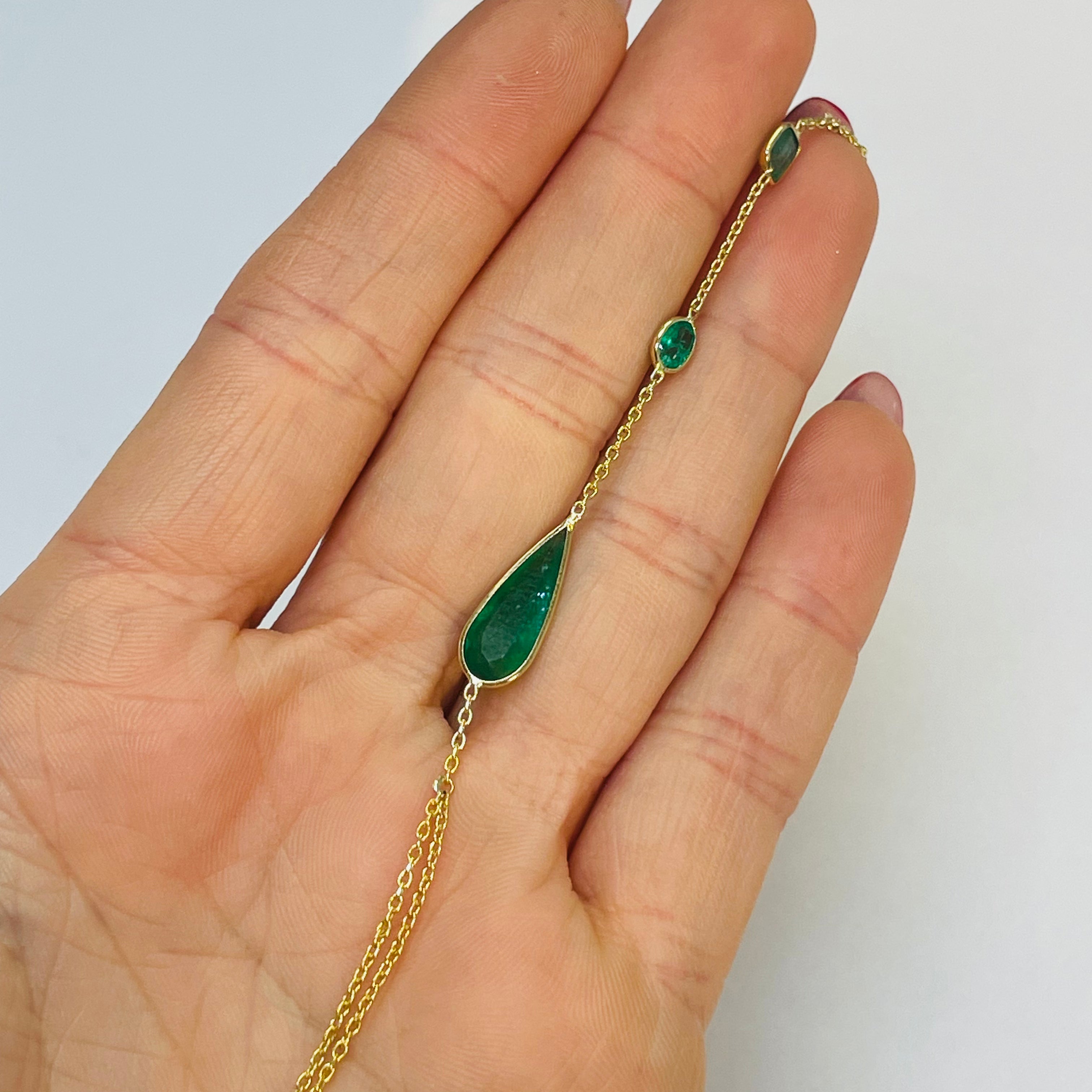 14k Yellow Gold 3 Stone Colombian Emerald Handchain