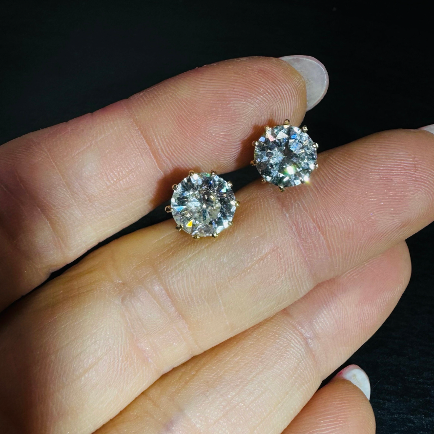 Exquisite 1900s 3ctw Natural Diamond Stud Earrings