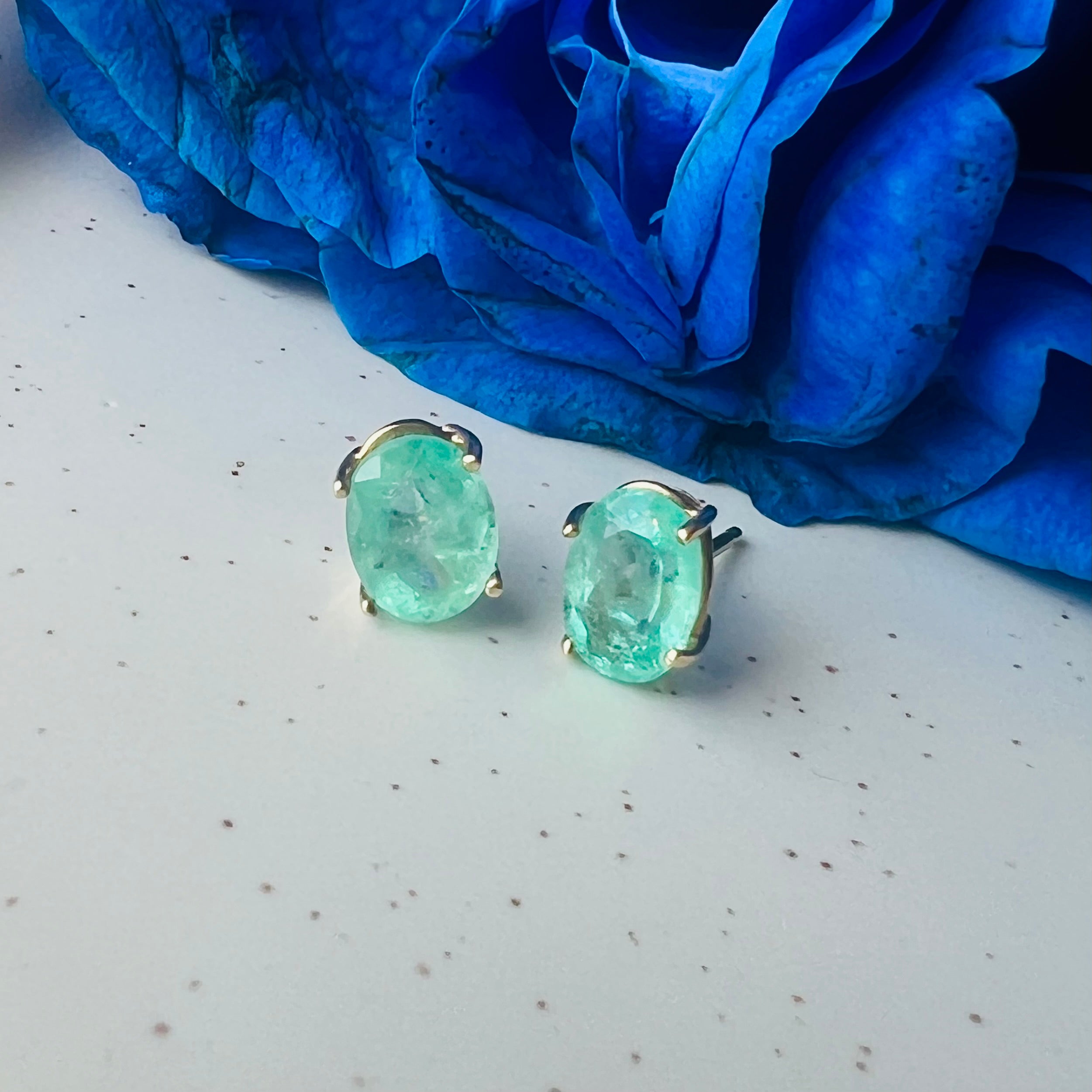 14K Yellow Gold Colombian Emerald Oval Stud Earrings