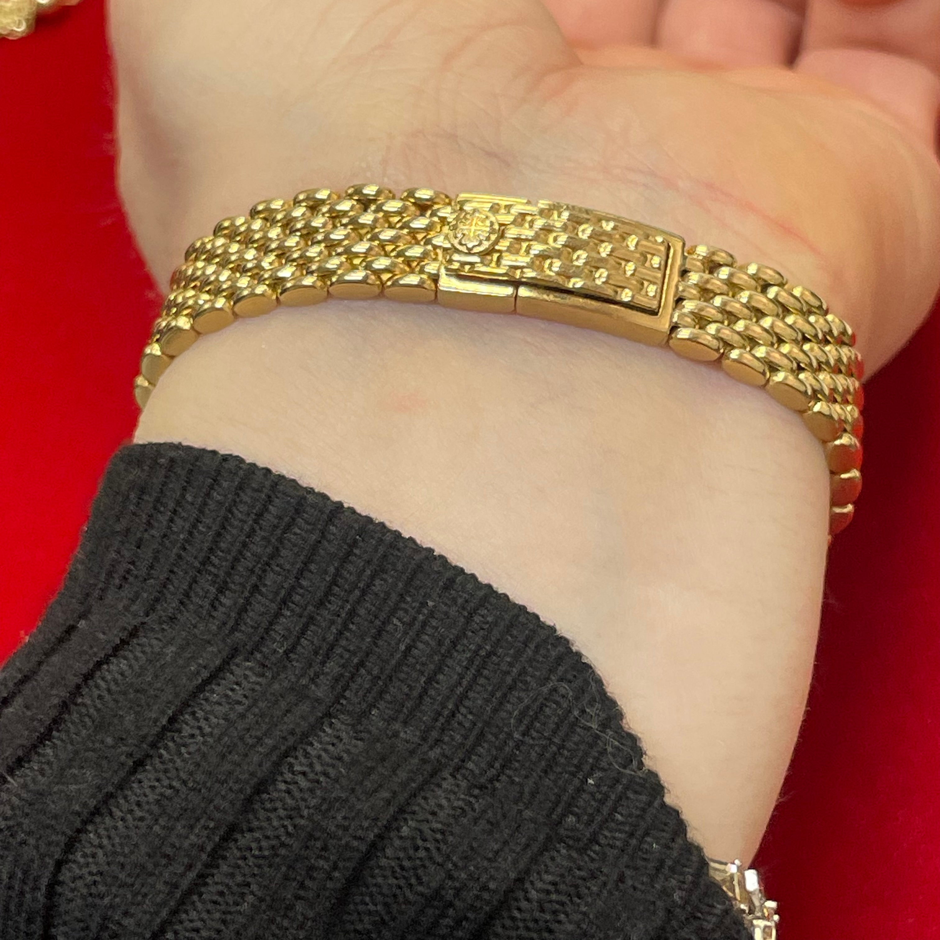 20mm Ladies Patek Phillips Calatrava 18K Yellow Gold