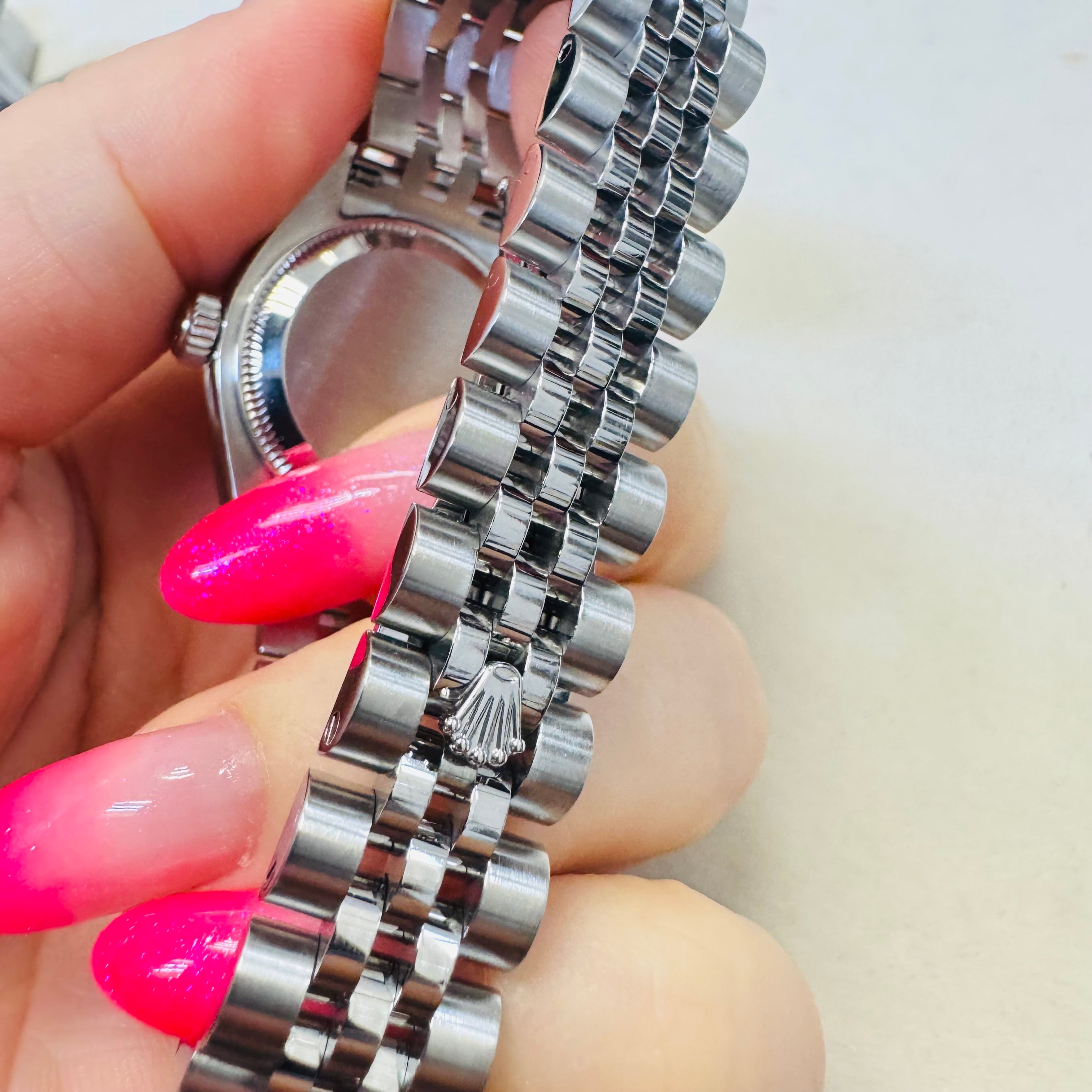 28MM Stainless Steel Rolex DateJust 2007 with Silver Stick Dial Bezel Engraved