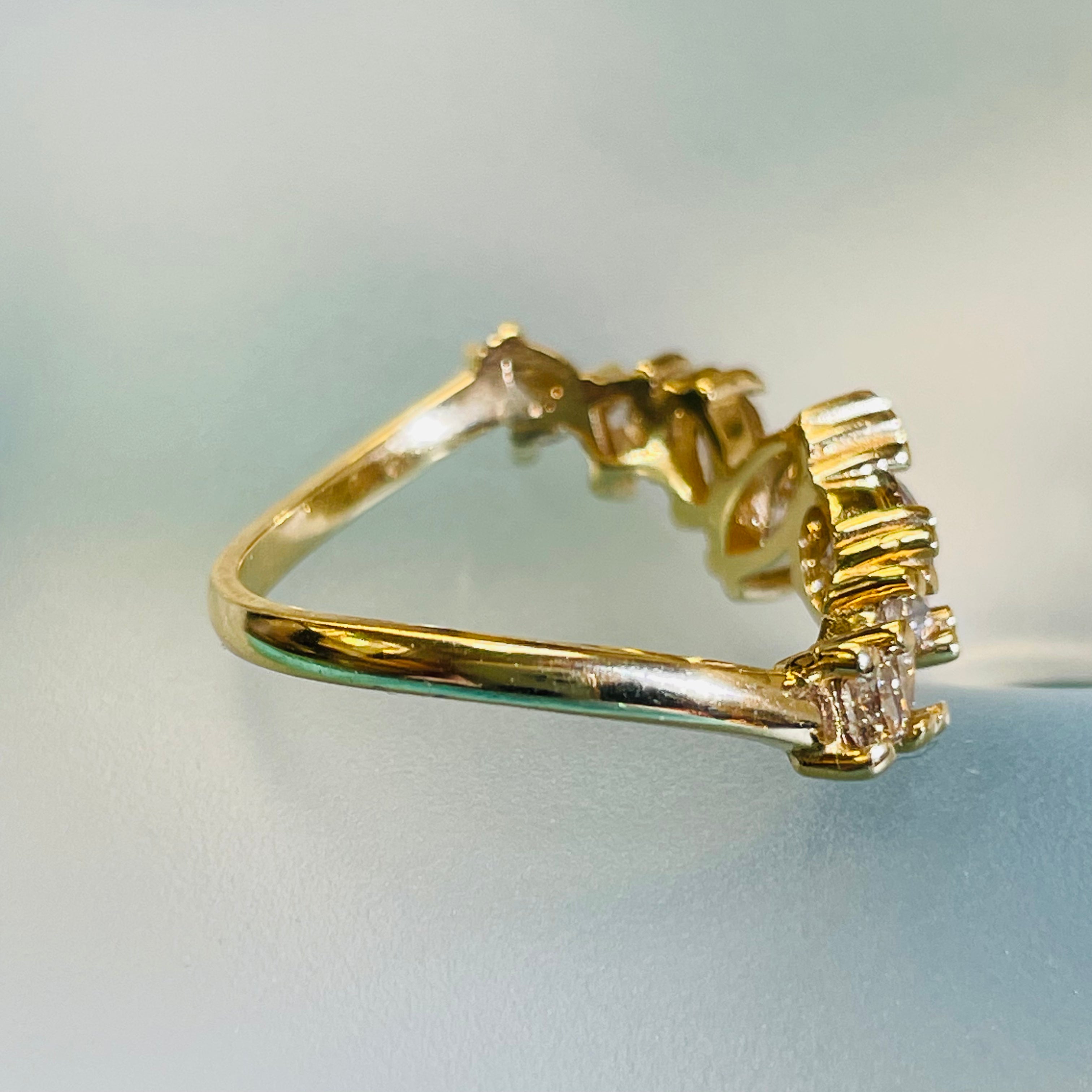 18K Yellow Gold Radiant 1.67CT Champagne Diamond Explosion Multi Shape Scatter R
