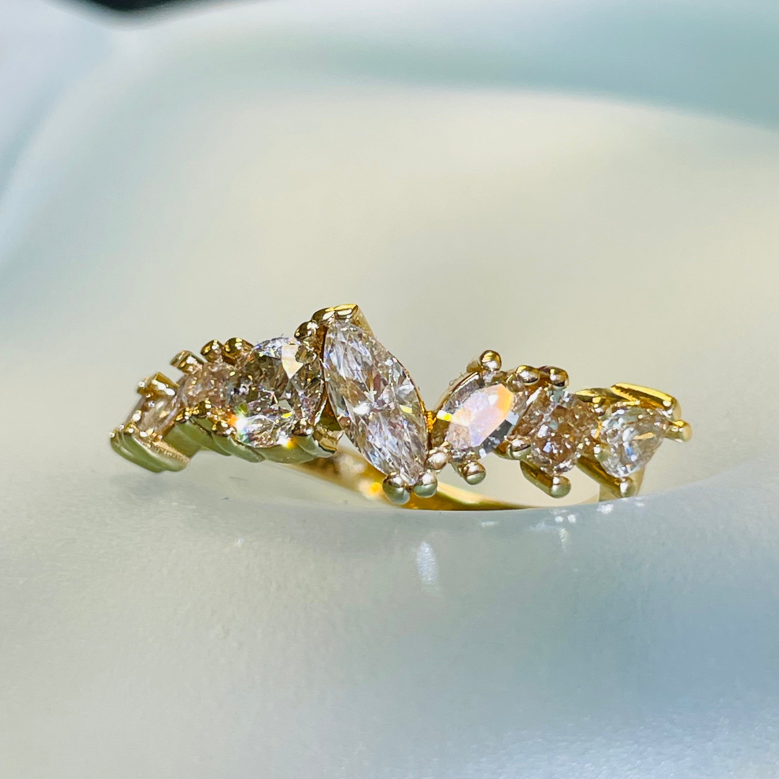 18K Yellow Gold Radiant 1.67CT Champagne Diamond Explosion Multi Shape Scatter R