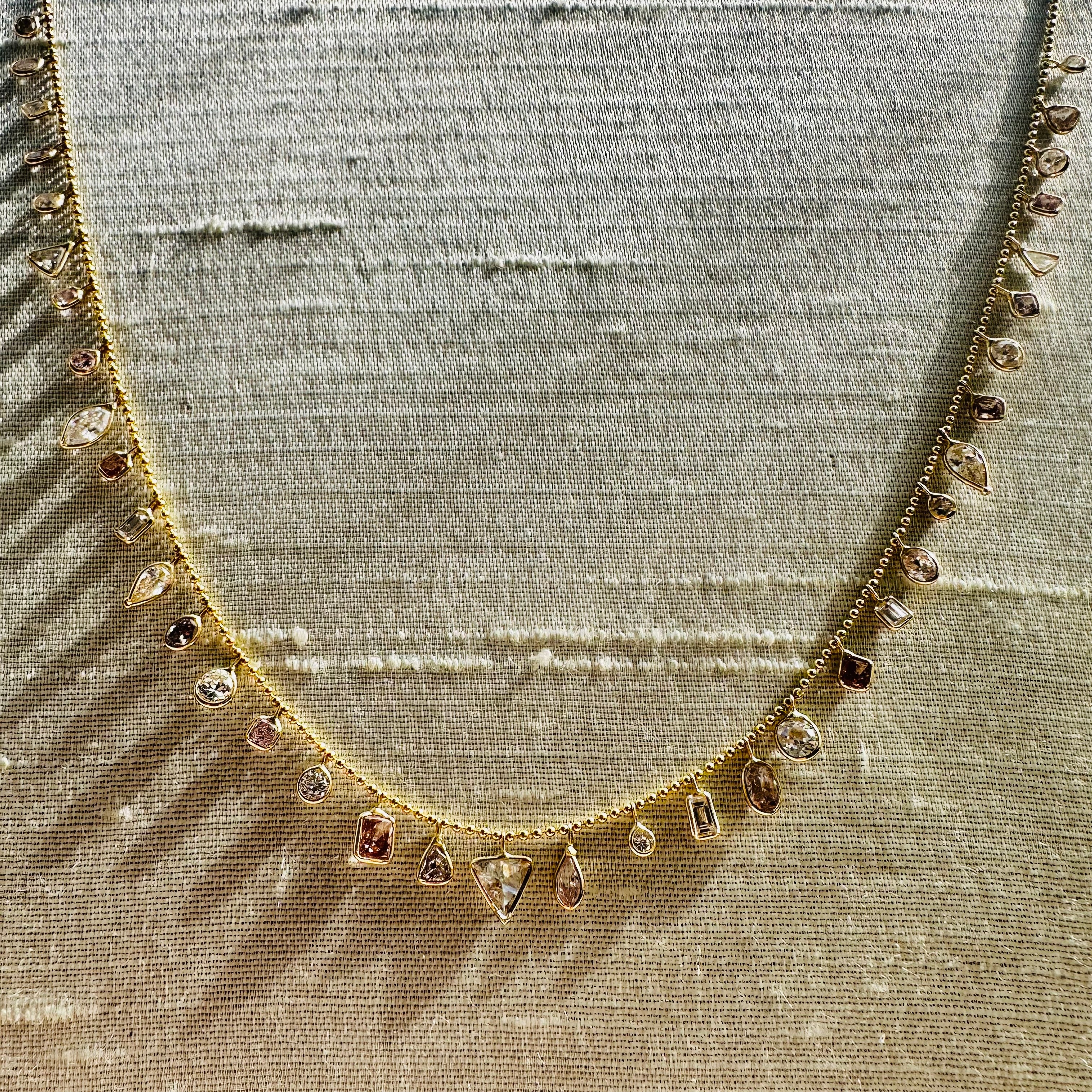 14K 16" Yellow Gold Beautiful Different Shape Pink And white Diamonds Dangle Ne