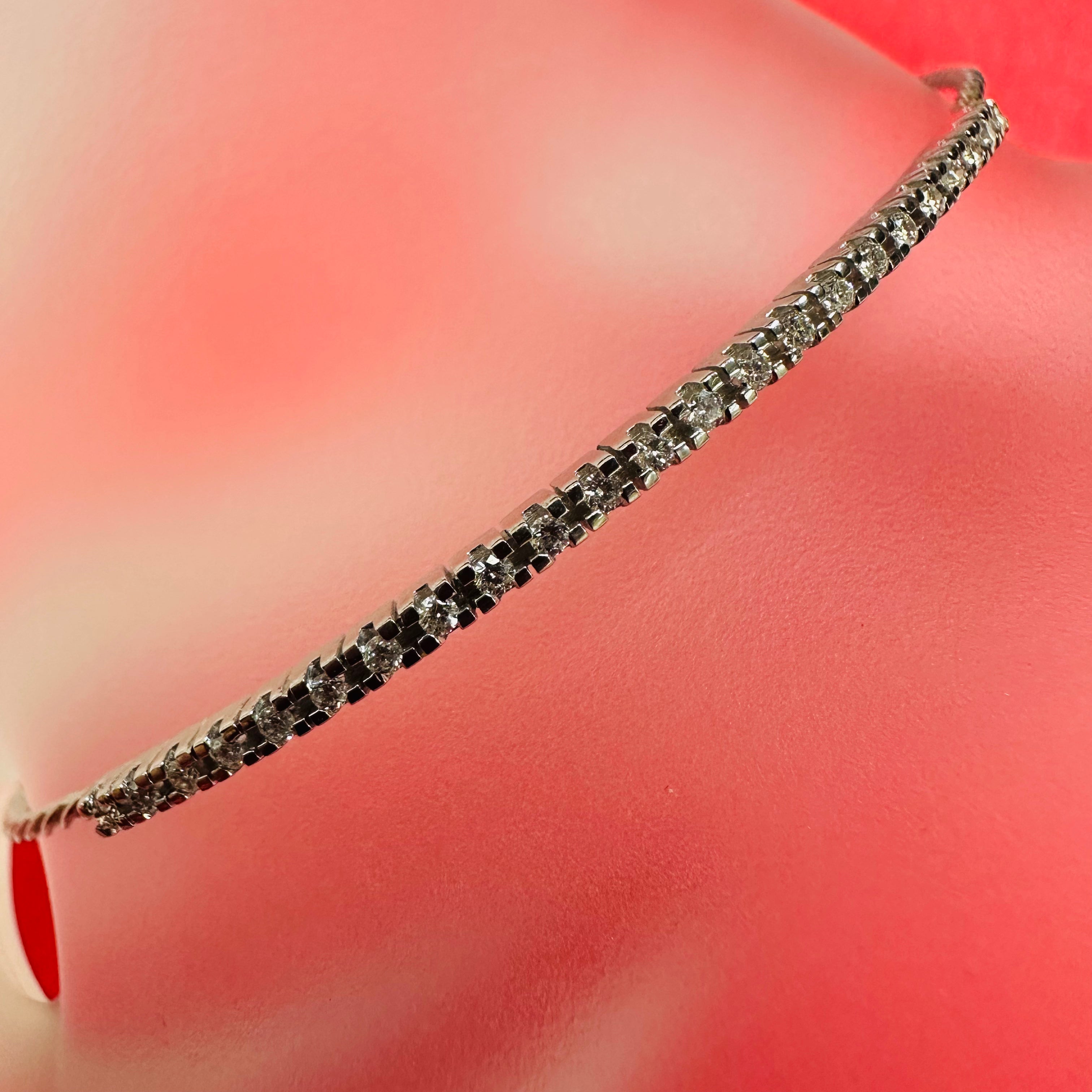 6” 18K 0.26CT White Gold Diamond Flexible Bangle