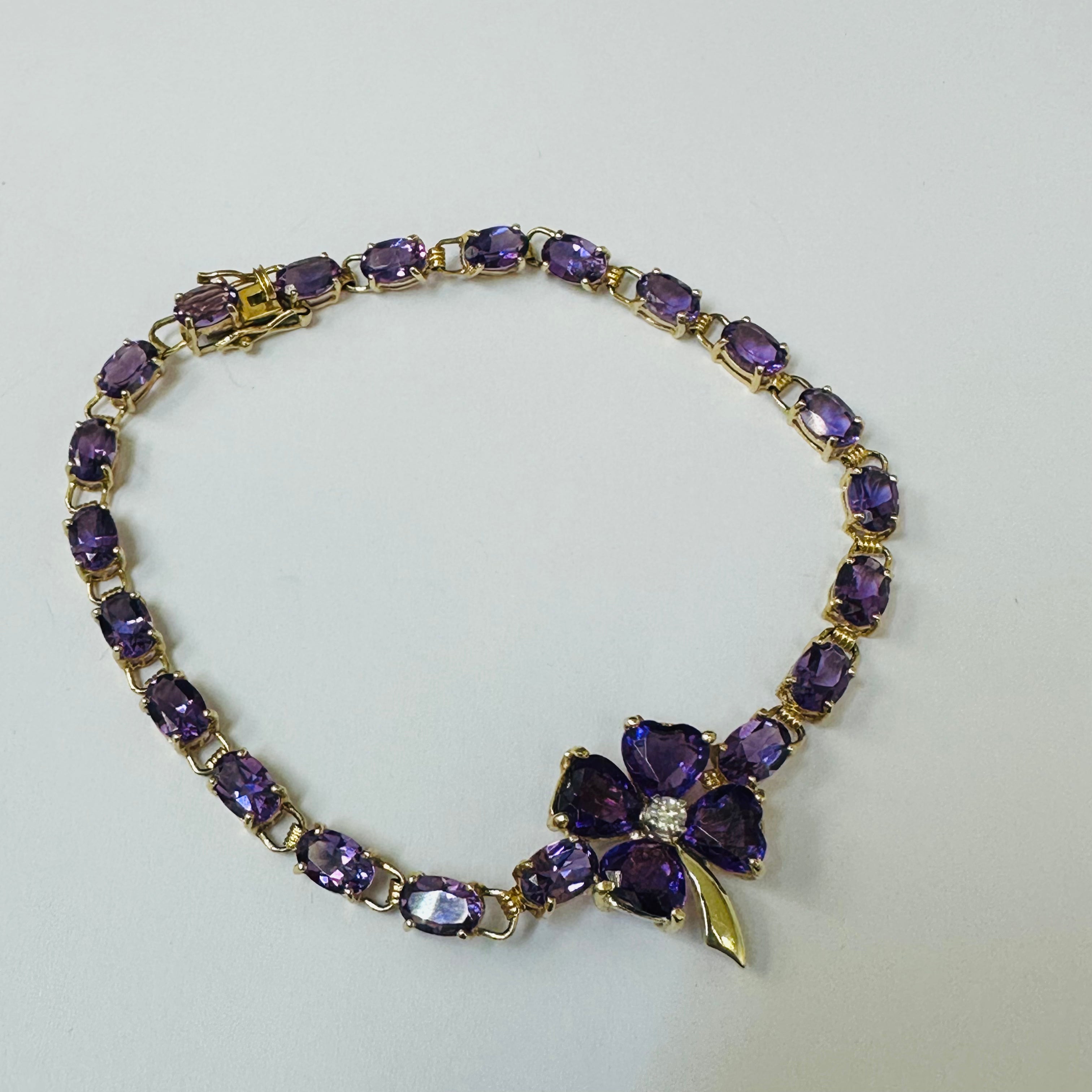 14K 7.5" Amethyst and Diamond Four Leaf Clover Beautiful Vintage Bracelet