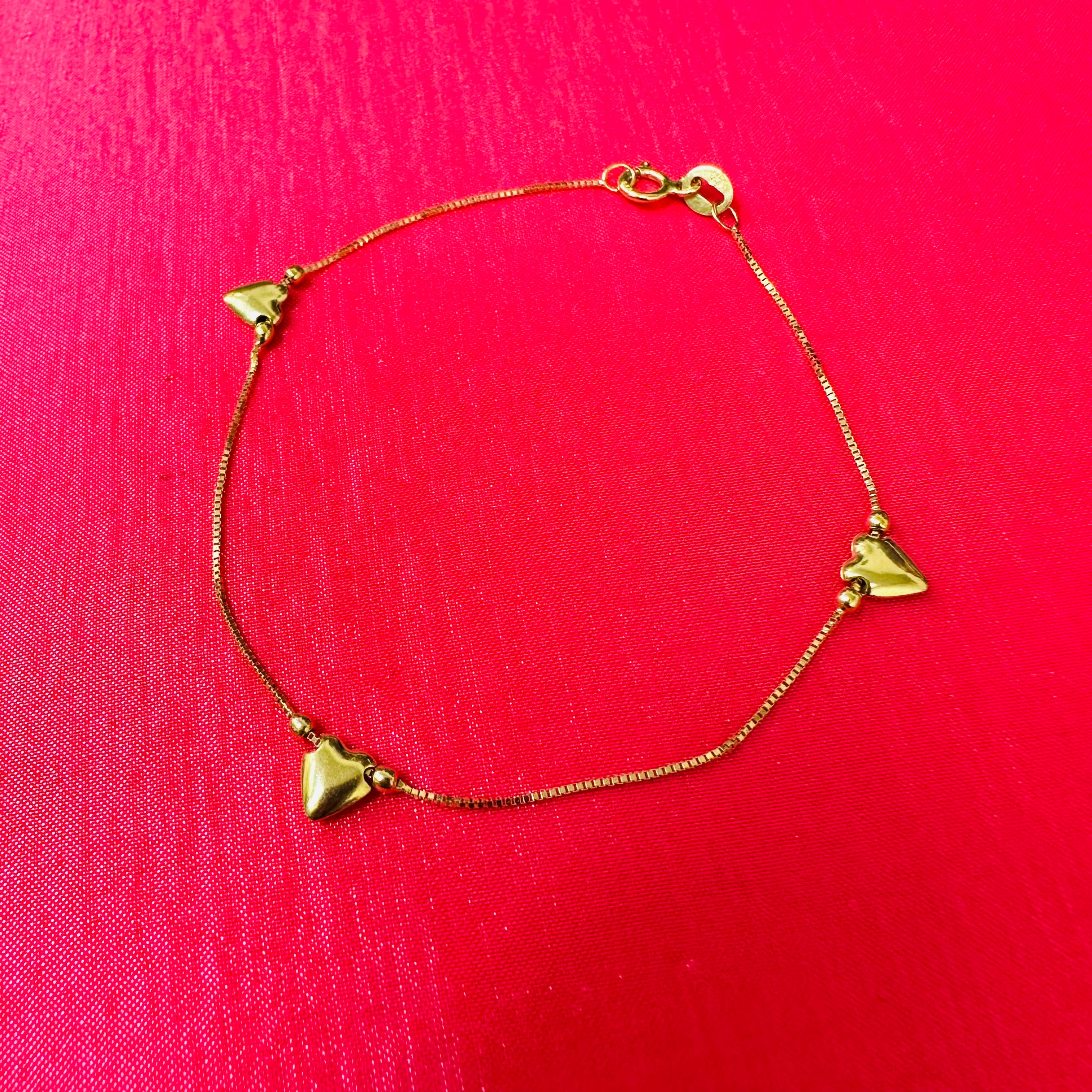 14K 7" Yellow Gold Box Chain Thin Bracelet With Hearts