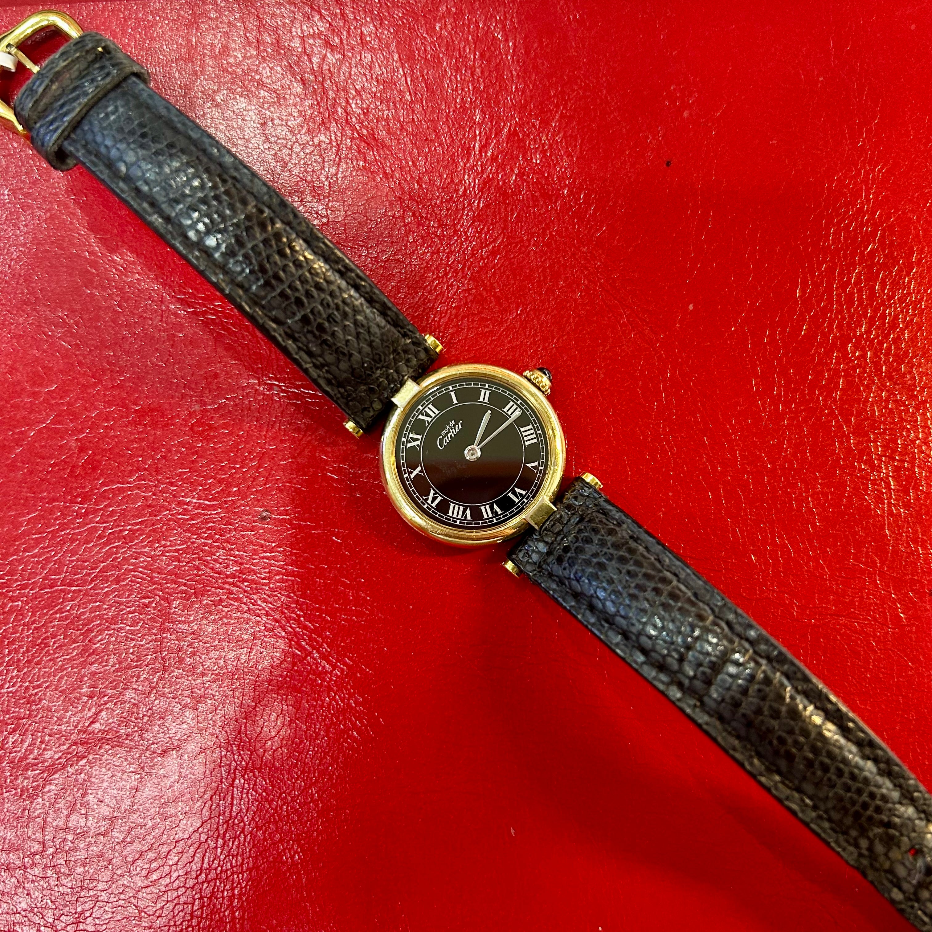 Vintage Must de Cartier Vendome | 24mm | Black Leather Strap