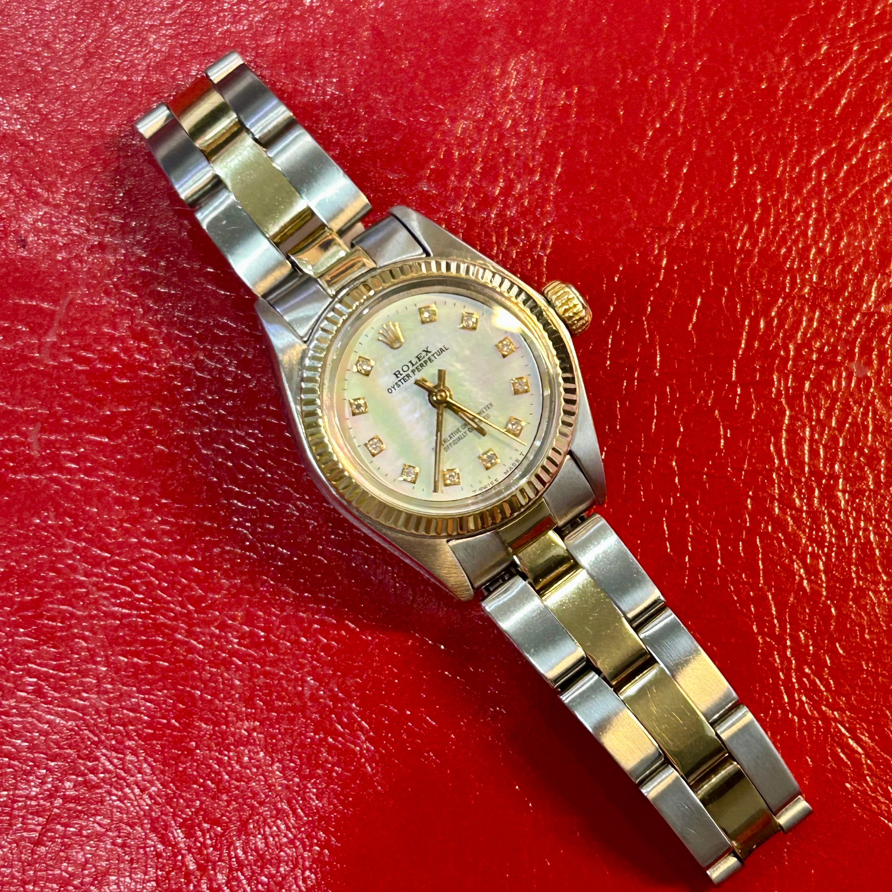 Rolex Lady Oyster Perpetual Ref 6719 | 26mm | Diamond Mother of Pearl Dial | Oyster Band Watch