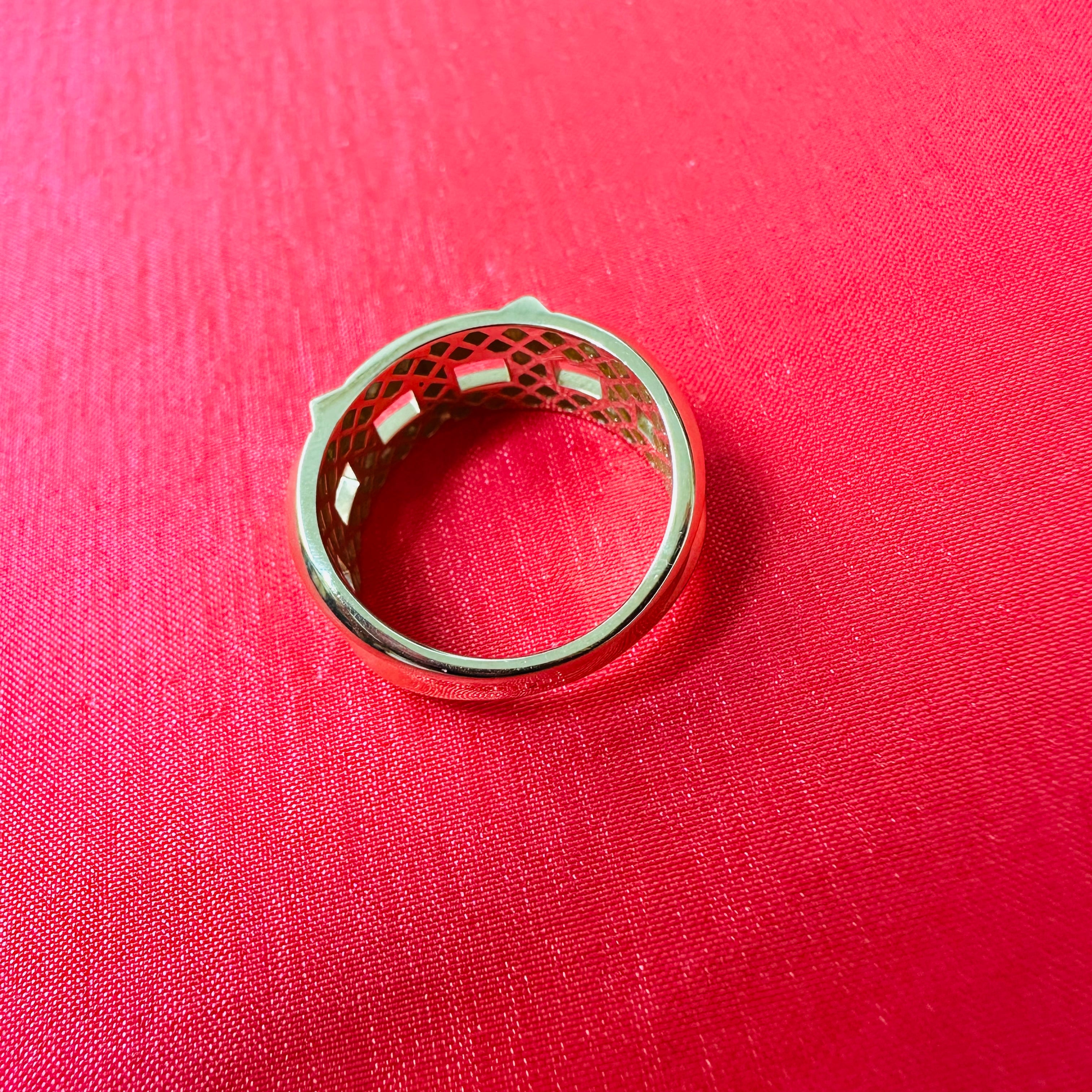 14K Yellow Gold Ring Size 7.75