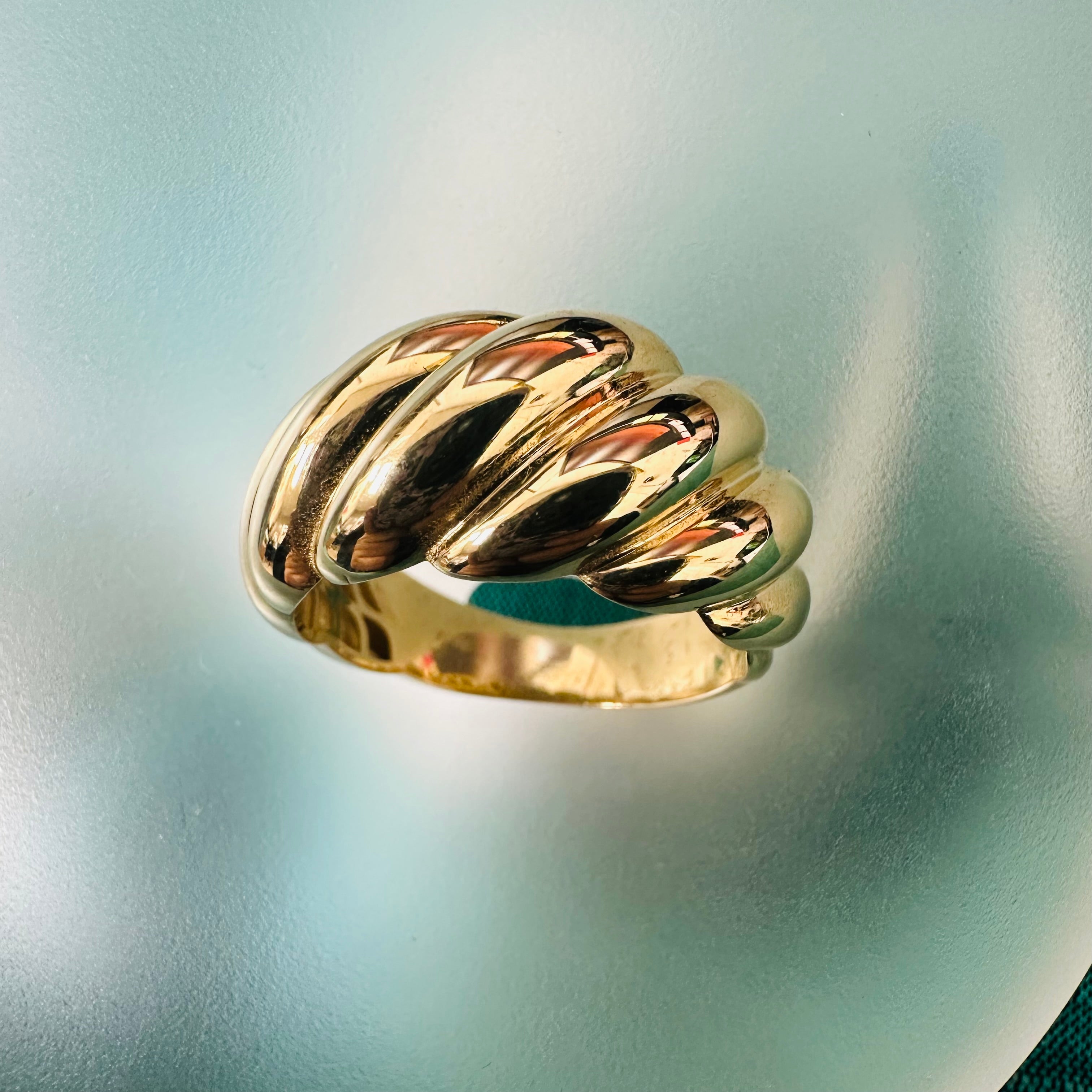 14K Yellow Gold Ring Size 8