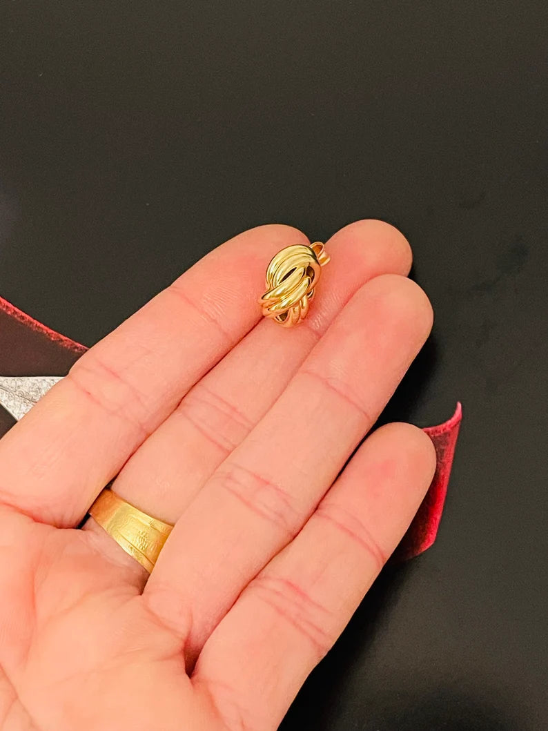 1/2" 14K Yellow Gold Lovers Knot Pendant Charm