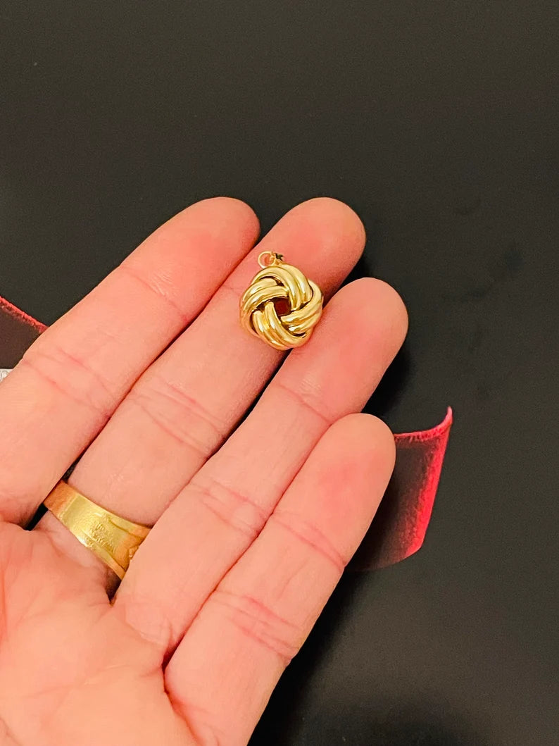 1/2" 14K Yellow Gold Lovers Knot Pendant Charm