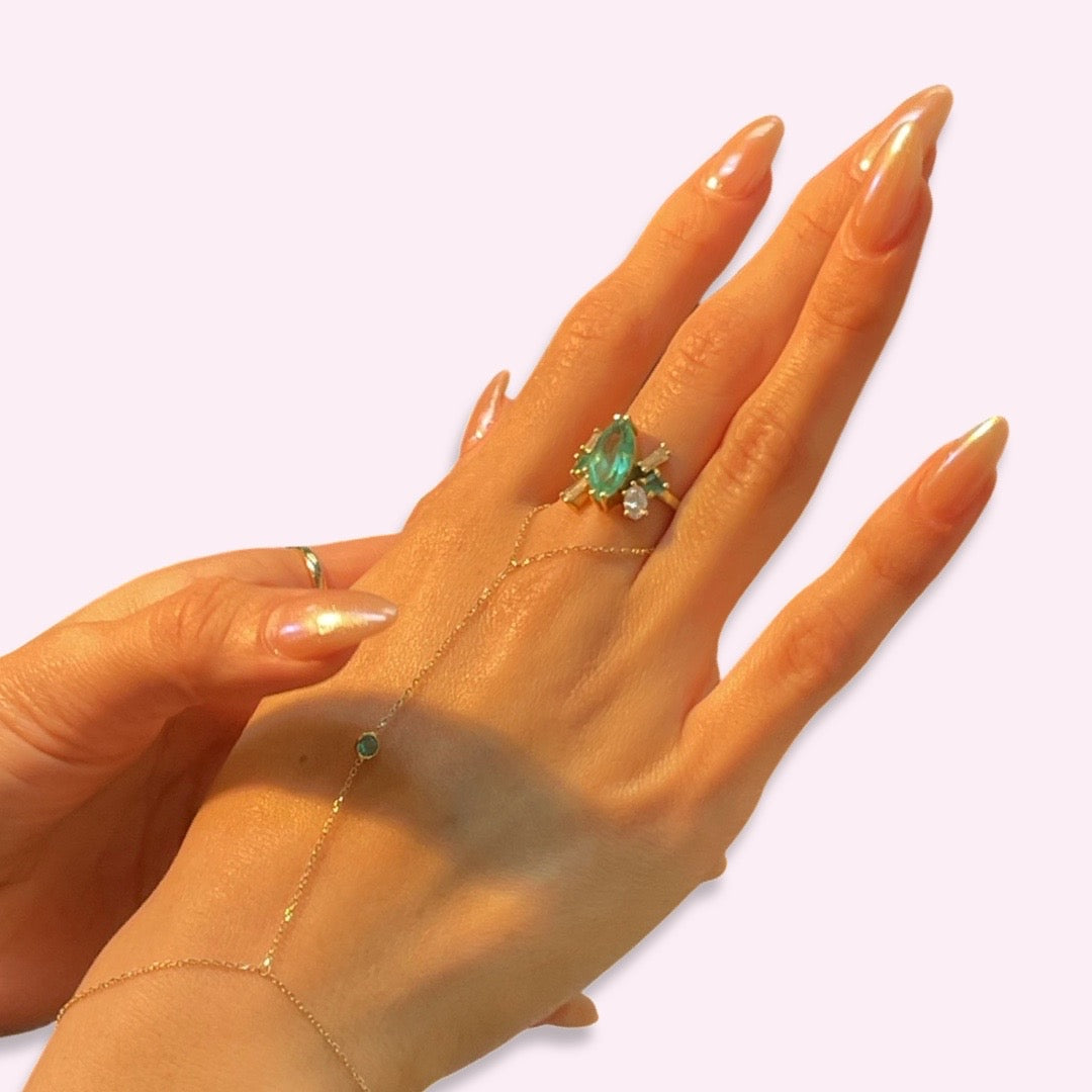 14K Yellow Gold Single Round Emerald Handchain