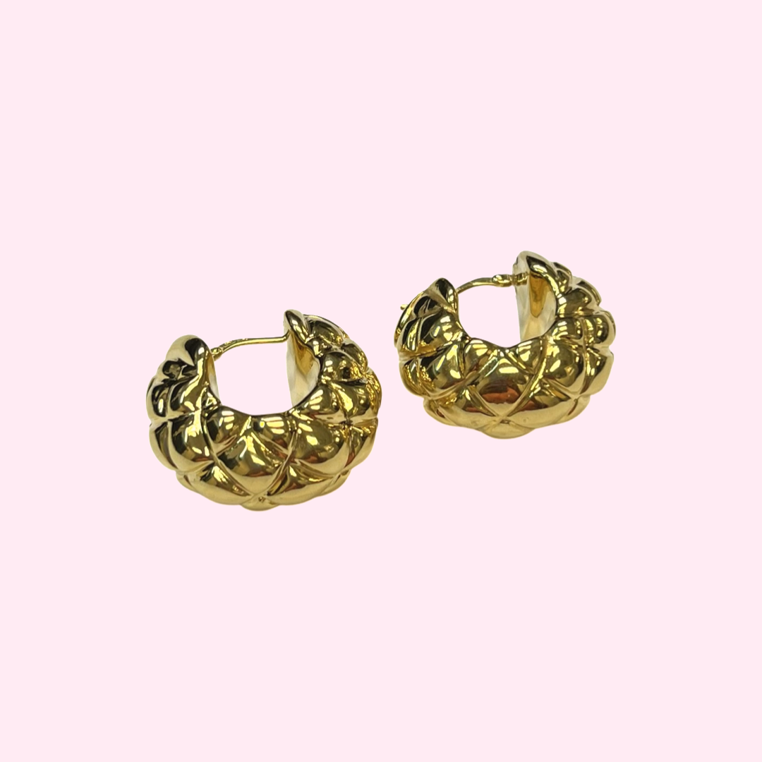 10K Yellow Gold 1-1/8" Quilted Hoop Earrings
