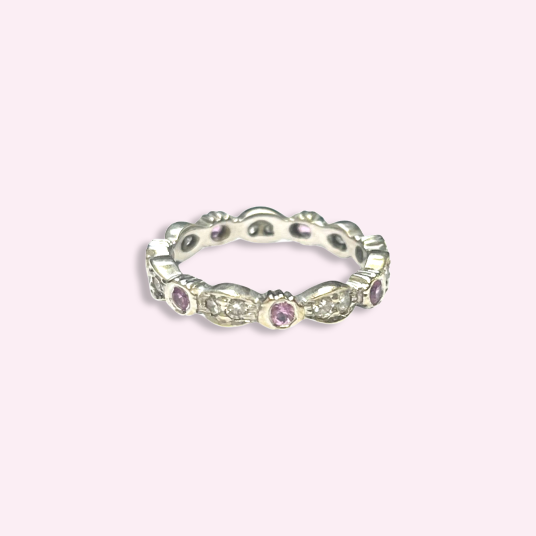 18K White Gold Diamond Ring Band Size 4.25