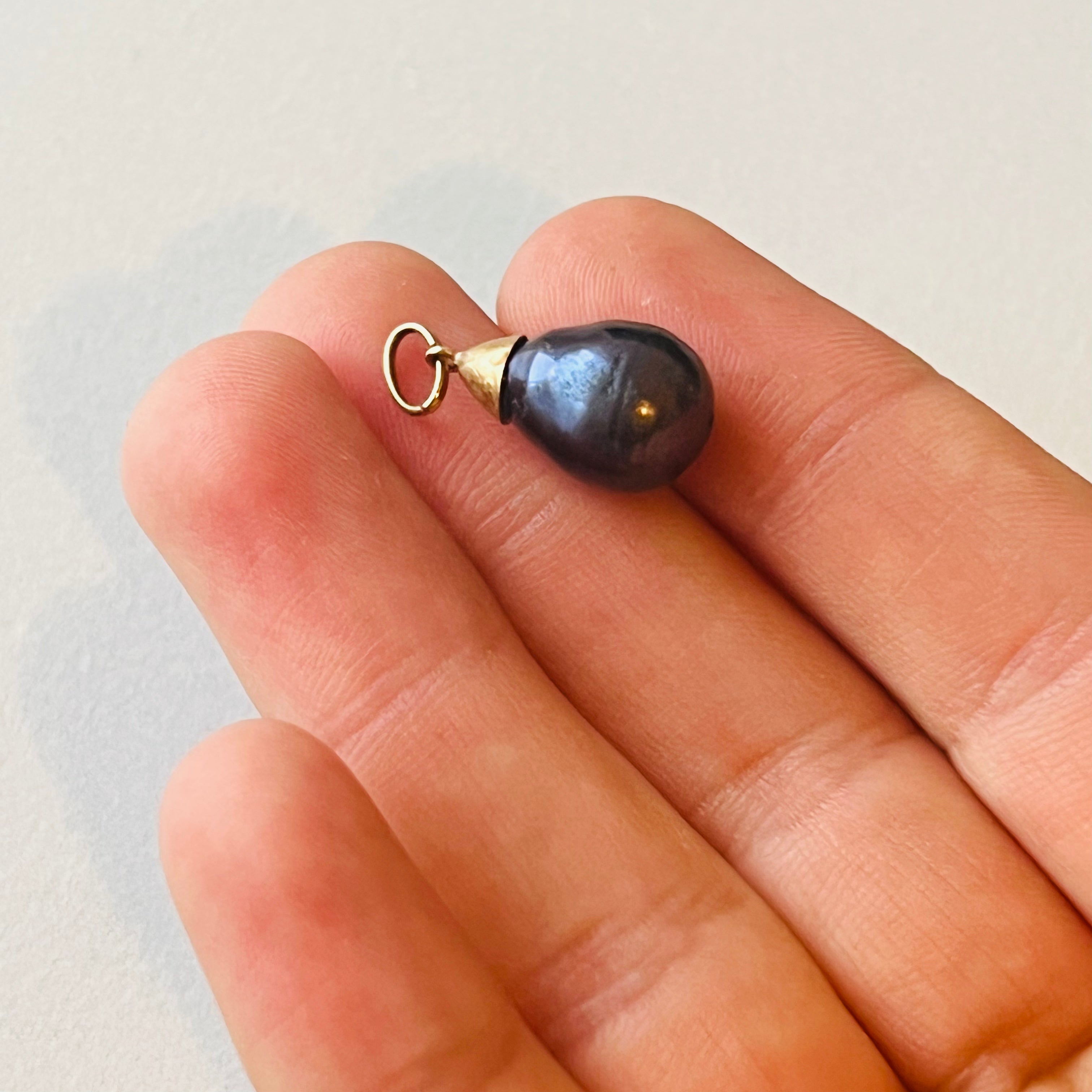 Black Pearl Pendant Charm 14K Yellow Gold