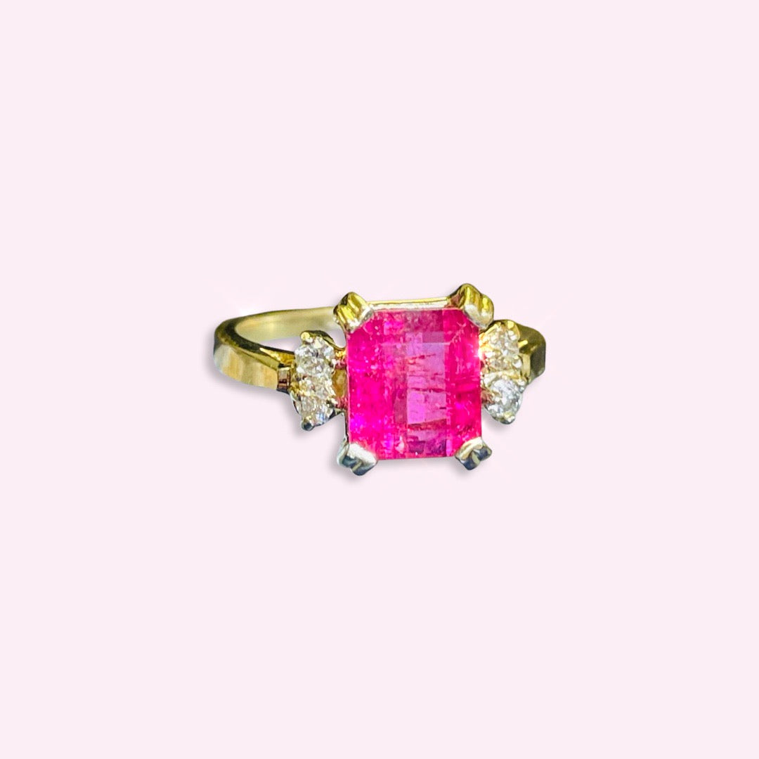 14K Yellow Gold Hot Pink Tourmaline Ring Size 6