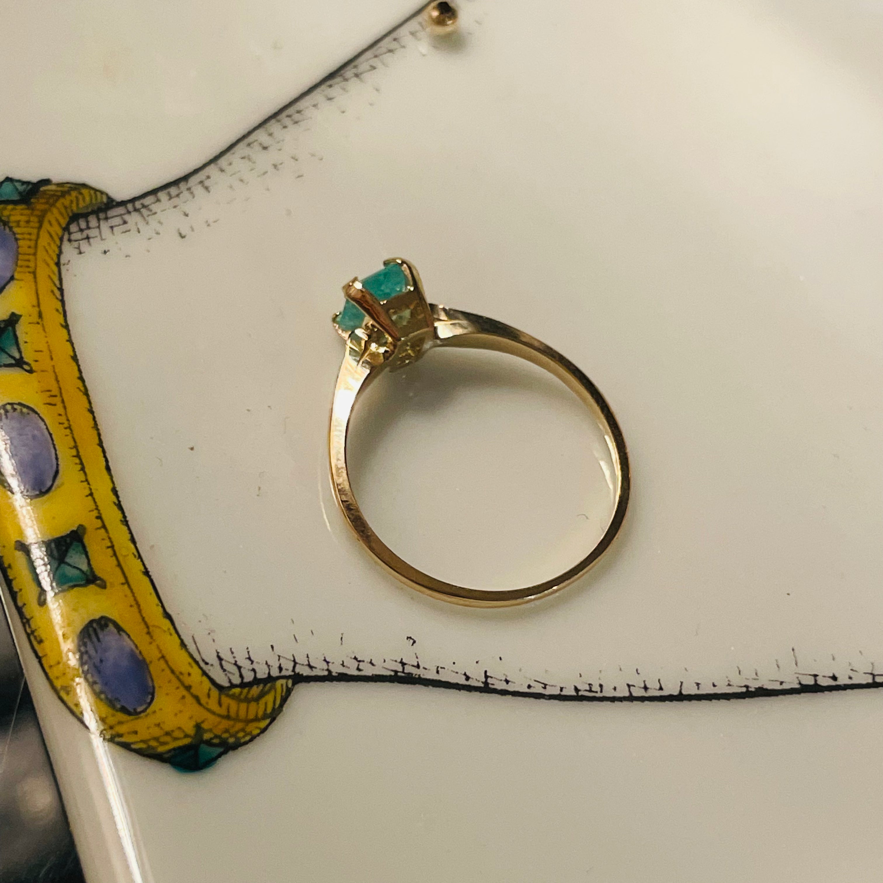 Solitaire Colombian Emerald 14K Yellow Gold Ring Size 6