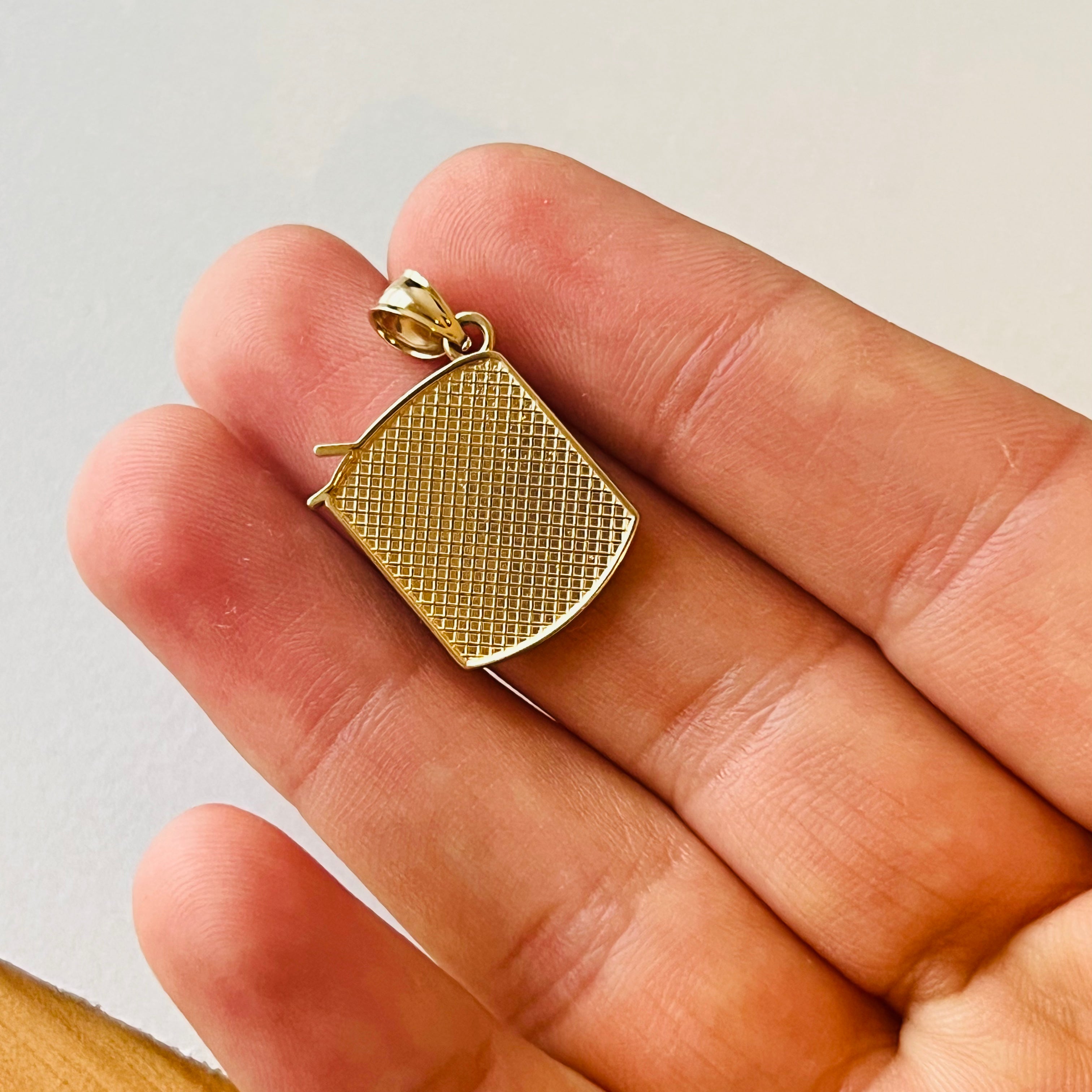 14K Yellow Gold Black Enamel Fancy Drum Pendant Charm Pendant