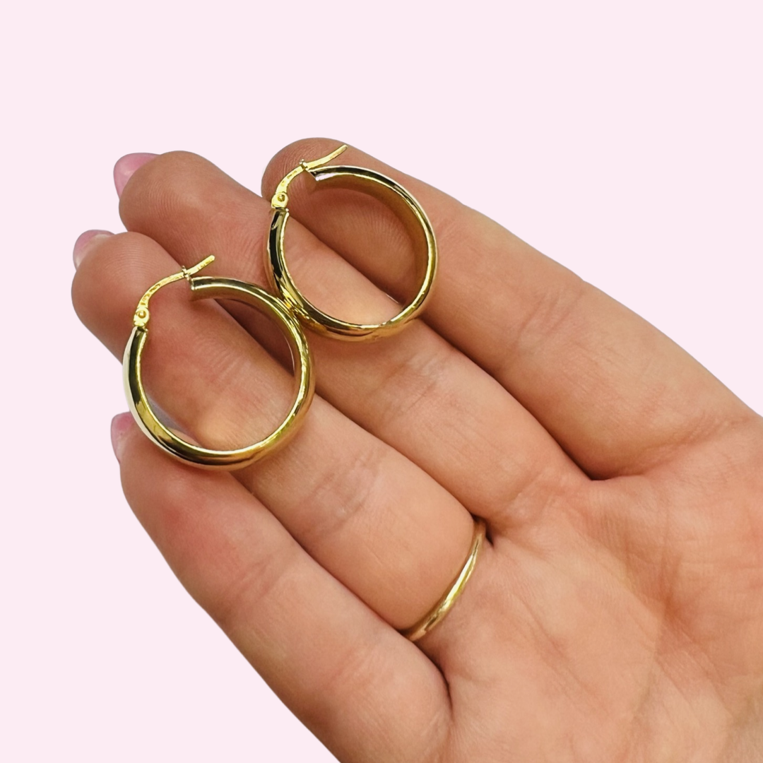 0.95" 10K Yellow Gold 6mm Rounded Flat Inside Hoop Earrings