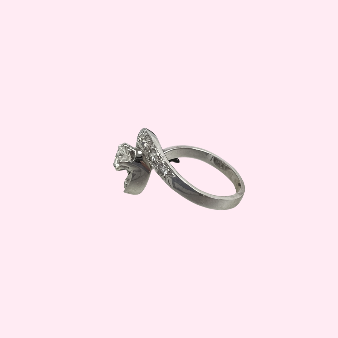 18K Toi et Moi Kissing Diamond Antique Ring Size 8.5