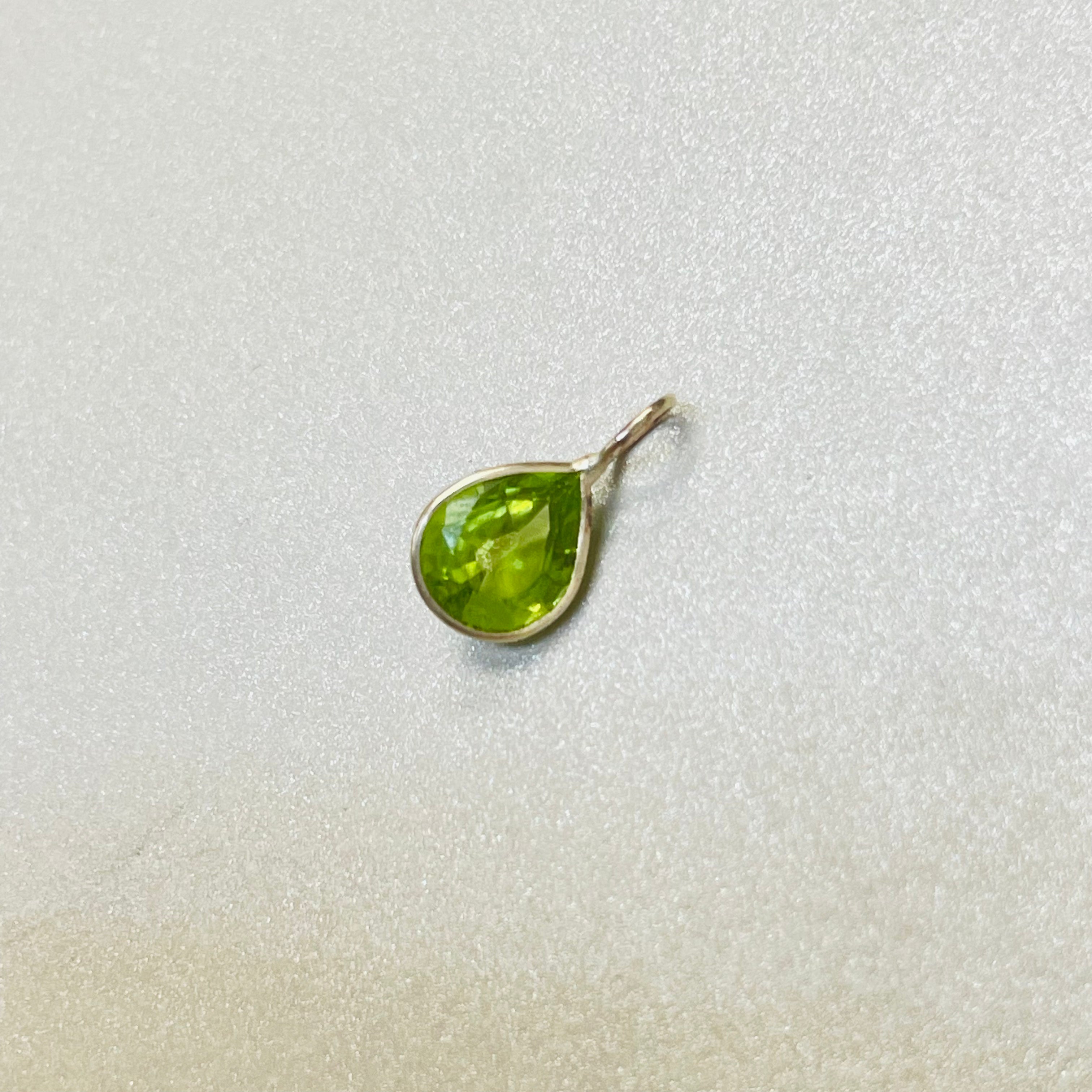 Vivid Green Peridot Chubby Pear 14K Yellow Gold Gem Charm Pendant