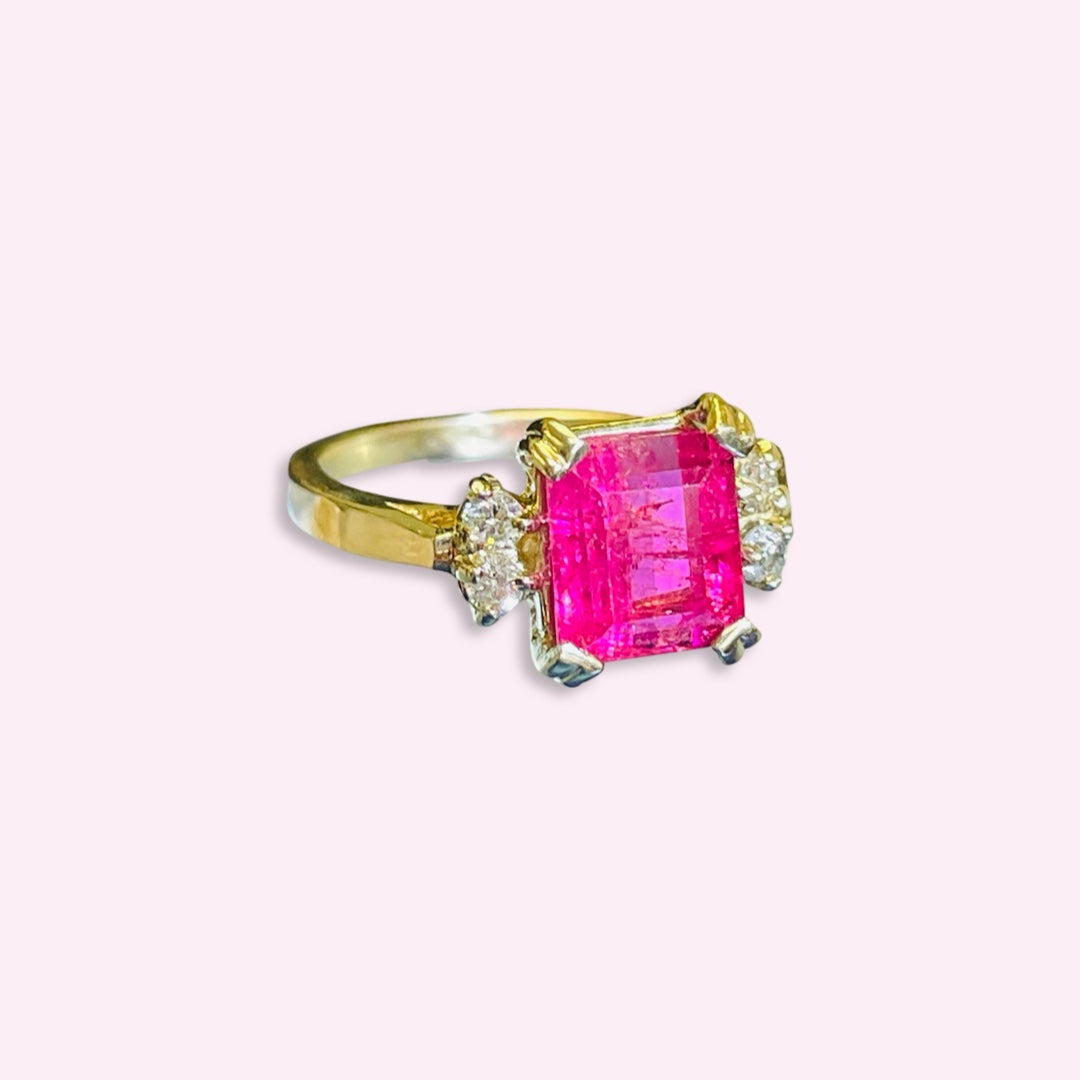 14K Yellow Gold Hot Pink Tourmaline Ring Size 6