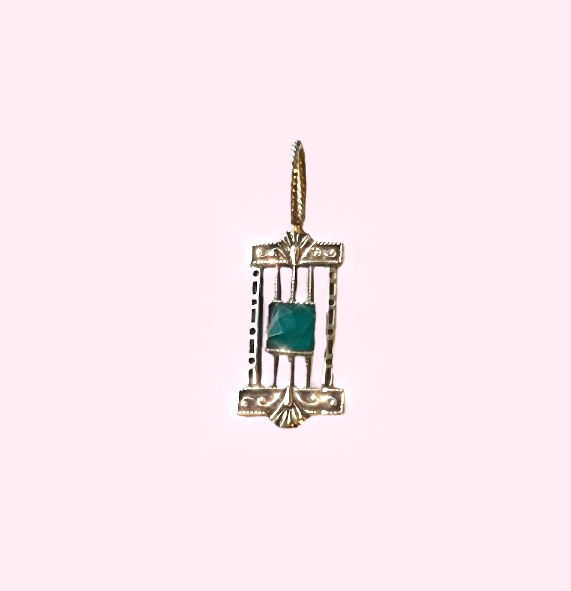 18K White Gold With Emerald Charm Pendant