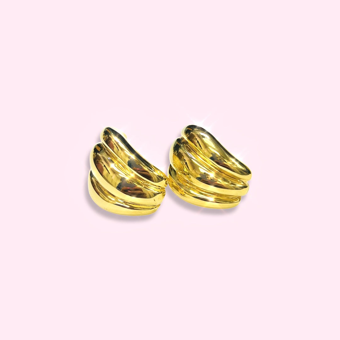 .75"  Yellow Gold Linear Post Earrings